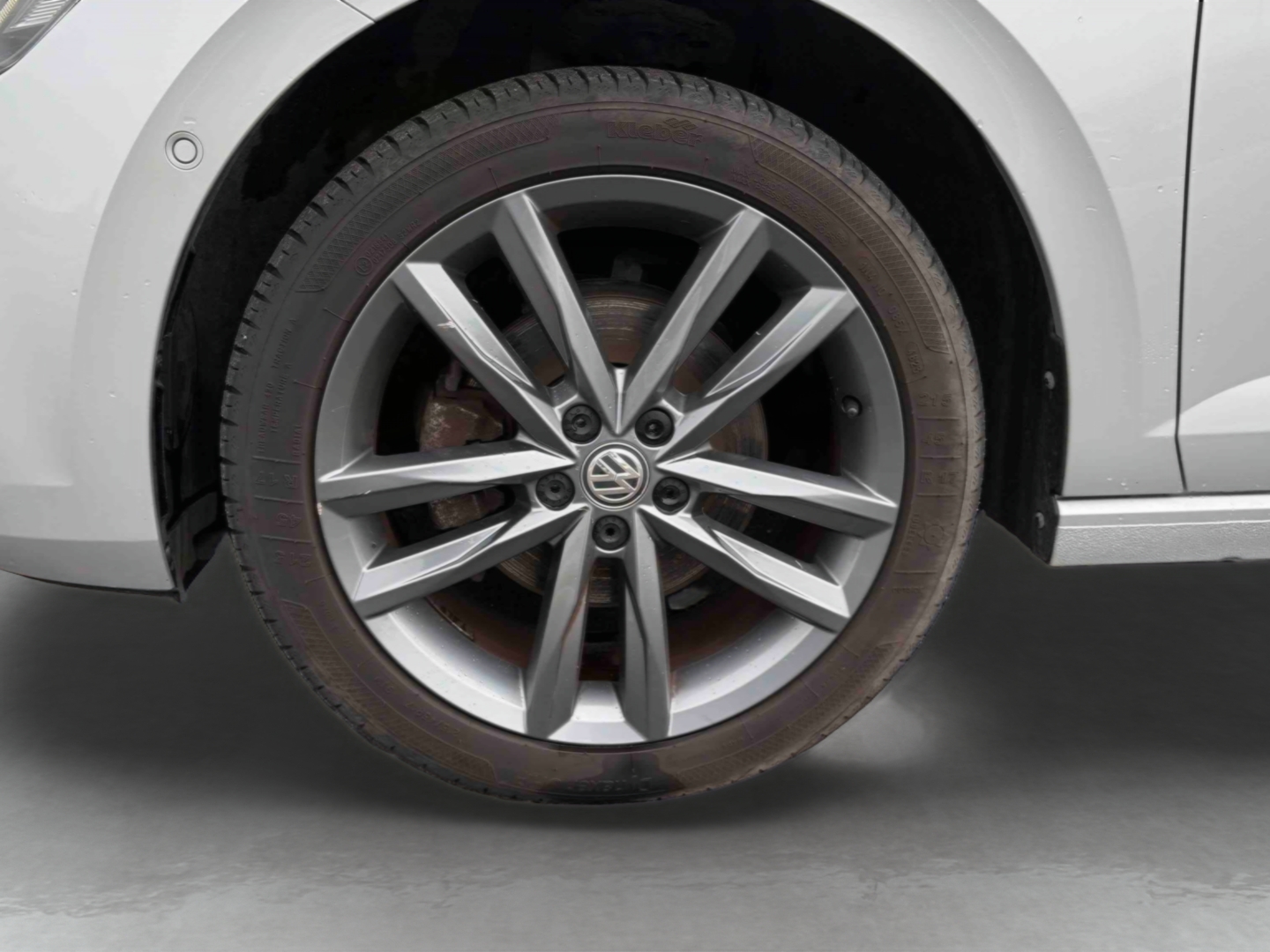 VOLKSWAGEN Polo 1.0 TSI 115 S&S DSG7 Carat Exclusive - Véhicule Occasion Océane Auto