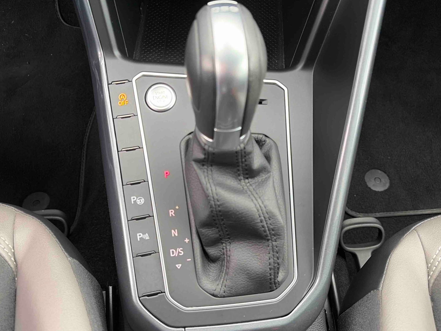 VOLKSWAGEN Polo 1.0 TSI 115 S&S DSG7 Carat Exclusive - Véhicule Occasion Océane Auto