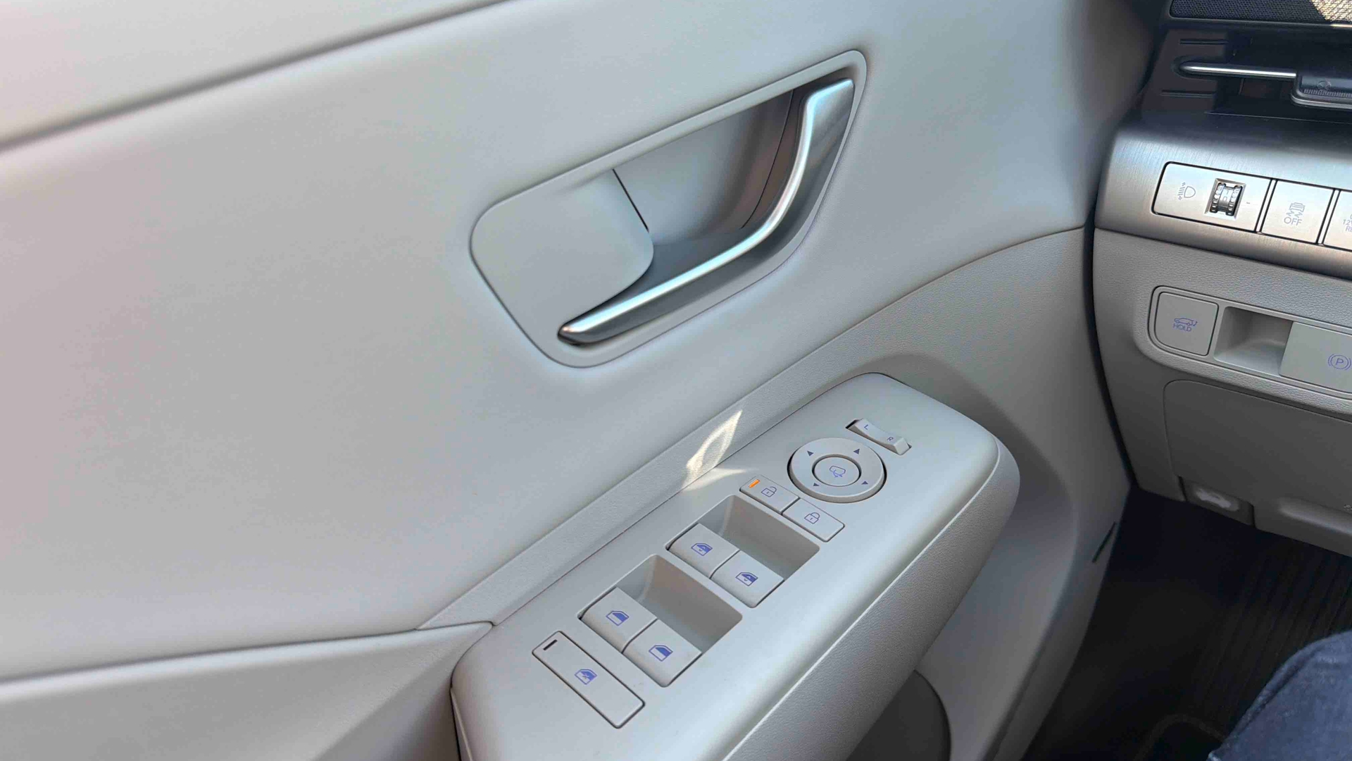 HYUNDAI Kona Hybrid 141 Executive - Véhicule Occasion Océane Auto