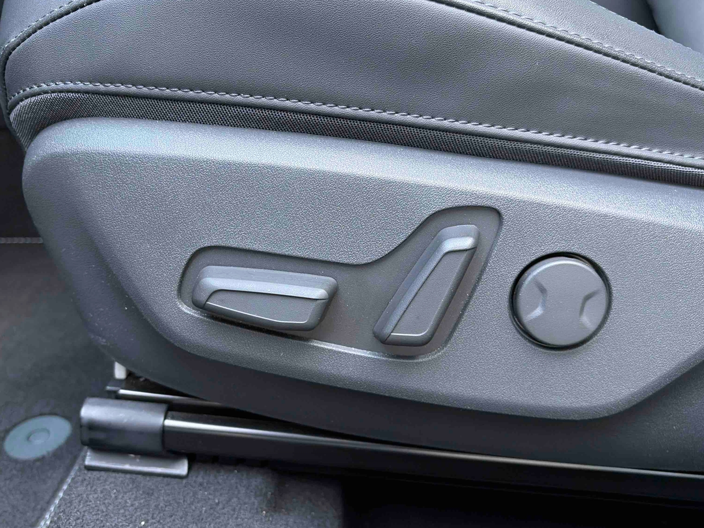 KIA Niro 1.6 GDi 129 ch HEV DCT6 Premium - Véhicule Occasion - Océane Auto KIA Niro 1.6 GDi 129 ch HEV DCT6 Premium - Véhicule Occasion Océane Auto