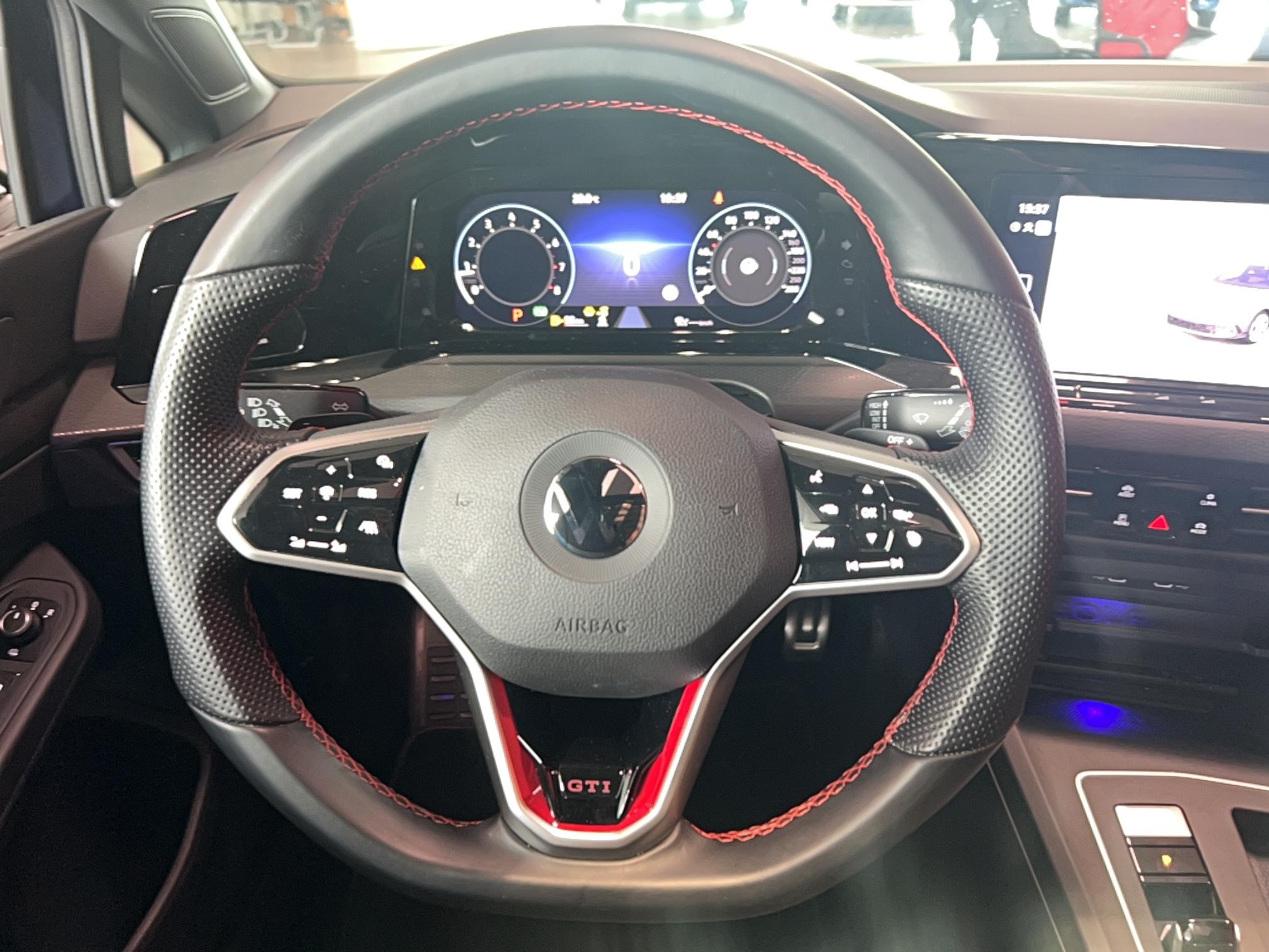 VOLKSWAGEN Golf 2.0 TSI 300 DSG7 GTI Clubsport - Véhicule Occasion Océane Auto