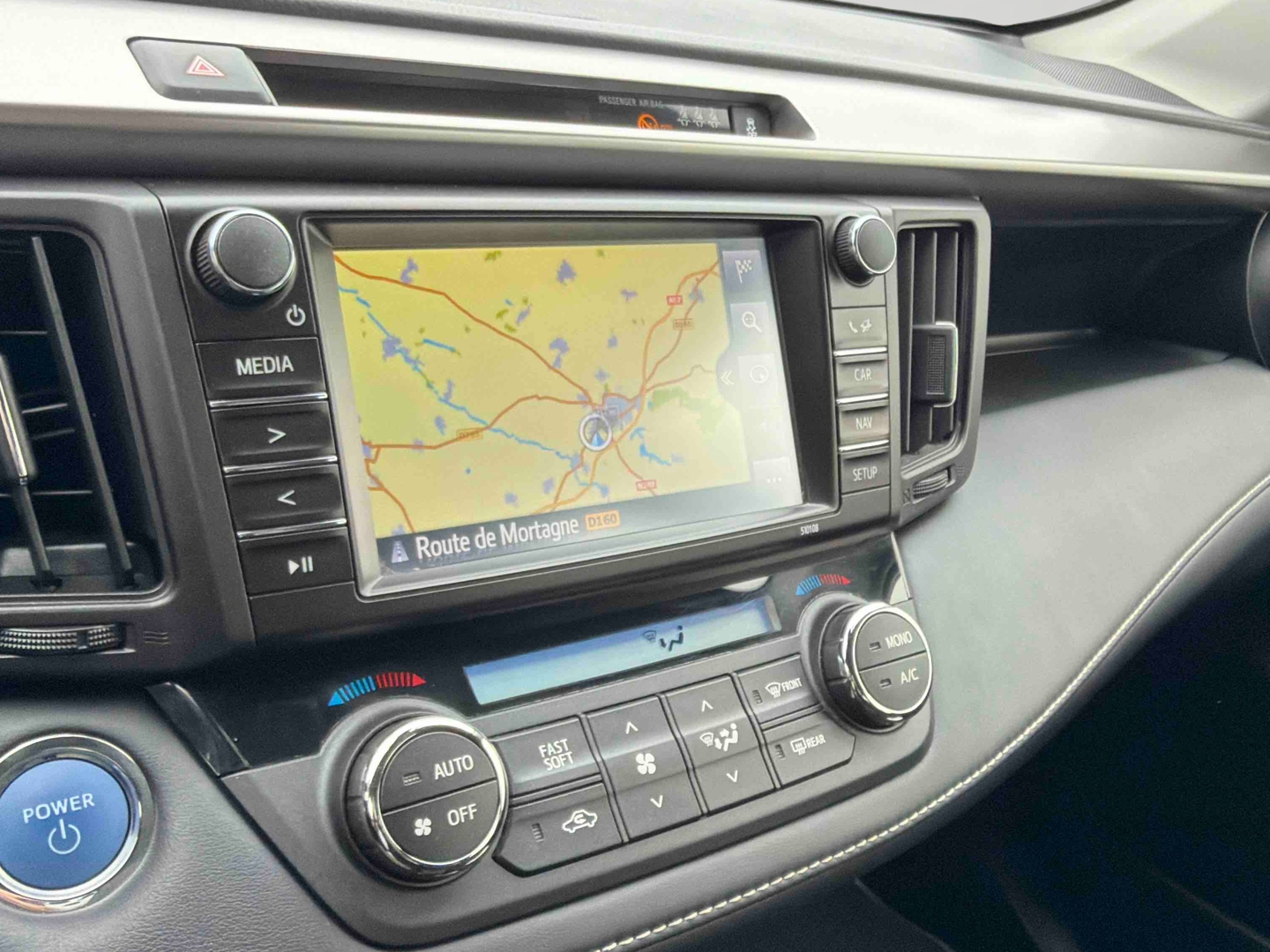 TOYOTA RAV4 Hybride 197ch 2WD Dynamic - Véhicule Occasion Océane Auto