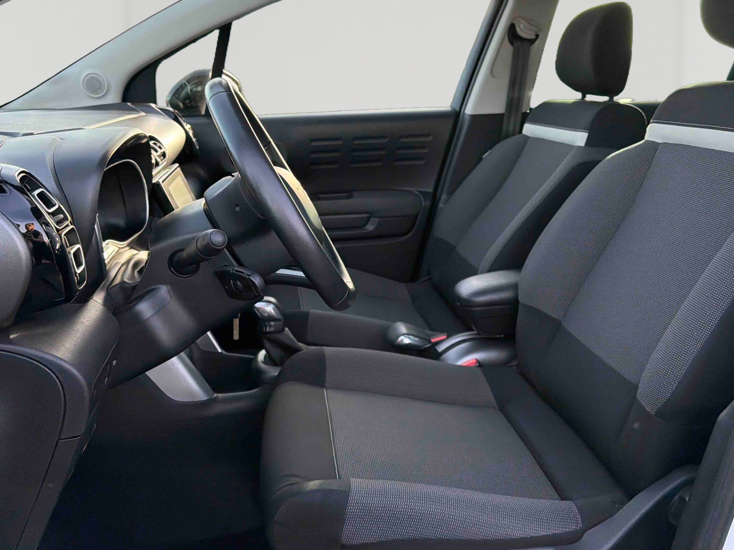 CITROEN C3 Aircross BlueHDi 120 S&S EAT6 Shine - Véhicule Occasion - Océane Auto CITROEN C3 Aircross BlueHDi 120 S&S EAT6 Shine - Véhicule Occasion Océane Auto