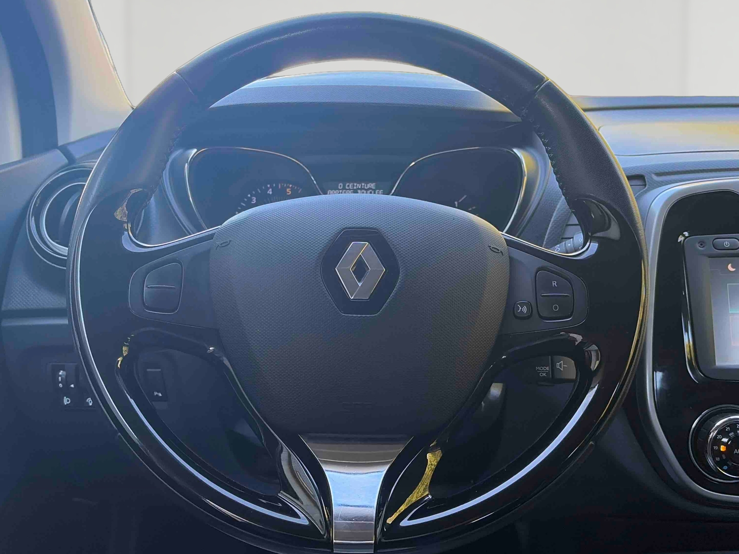 RENAULT Captur dCi 90 Energy eco² Business E6 - Véhicule Occasion Océane Auto