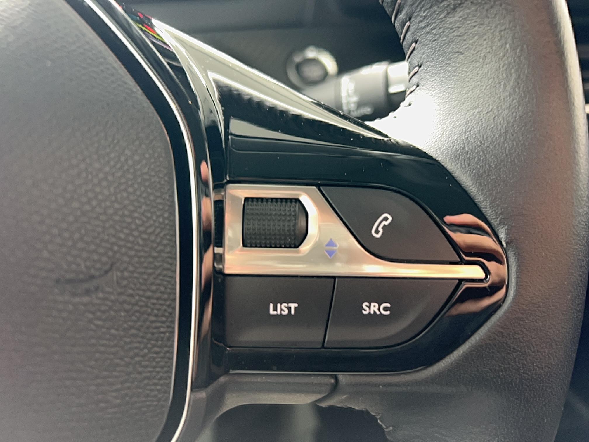 PEUGEOT 208 Electrique 50 kWh 136ch Active - Véhicule Occasion Océane Auto