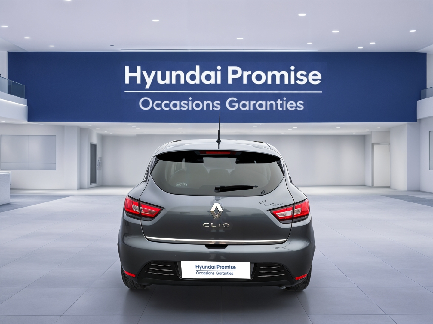 RENAULT Clio TCe 90 Energy Limited - Véhicule Occasion Océane Auto