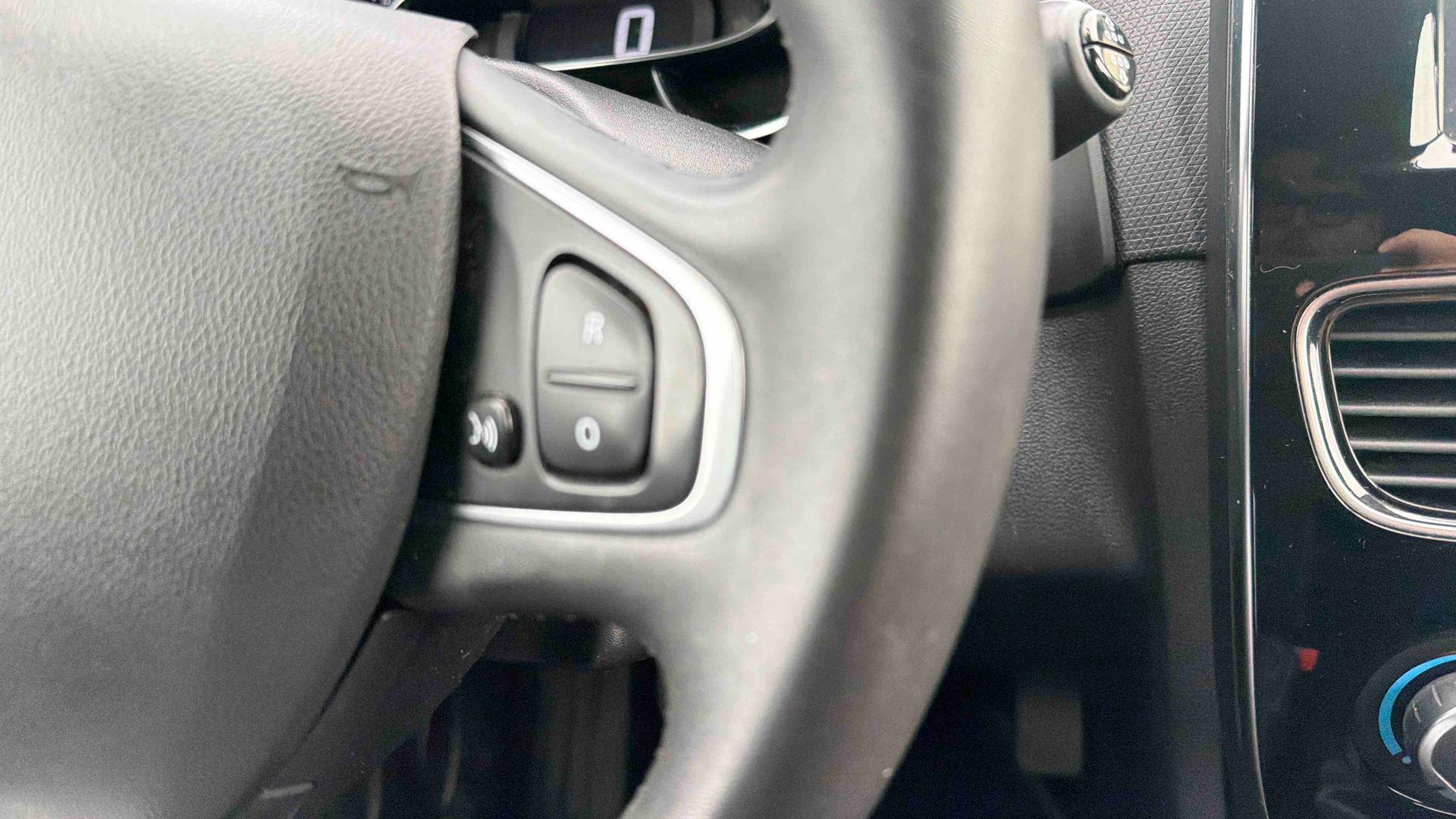 RENAULT Clio TCe 90 Energy Limited - Véhicule Occasion Océane Auto