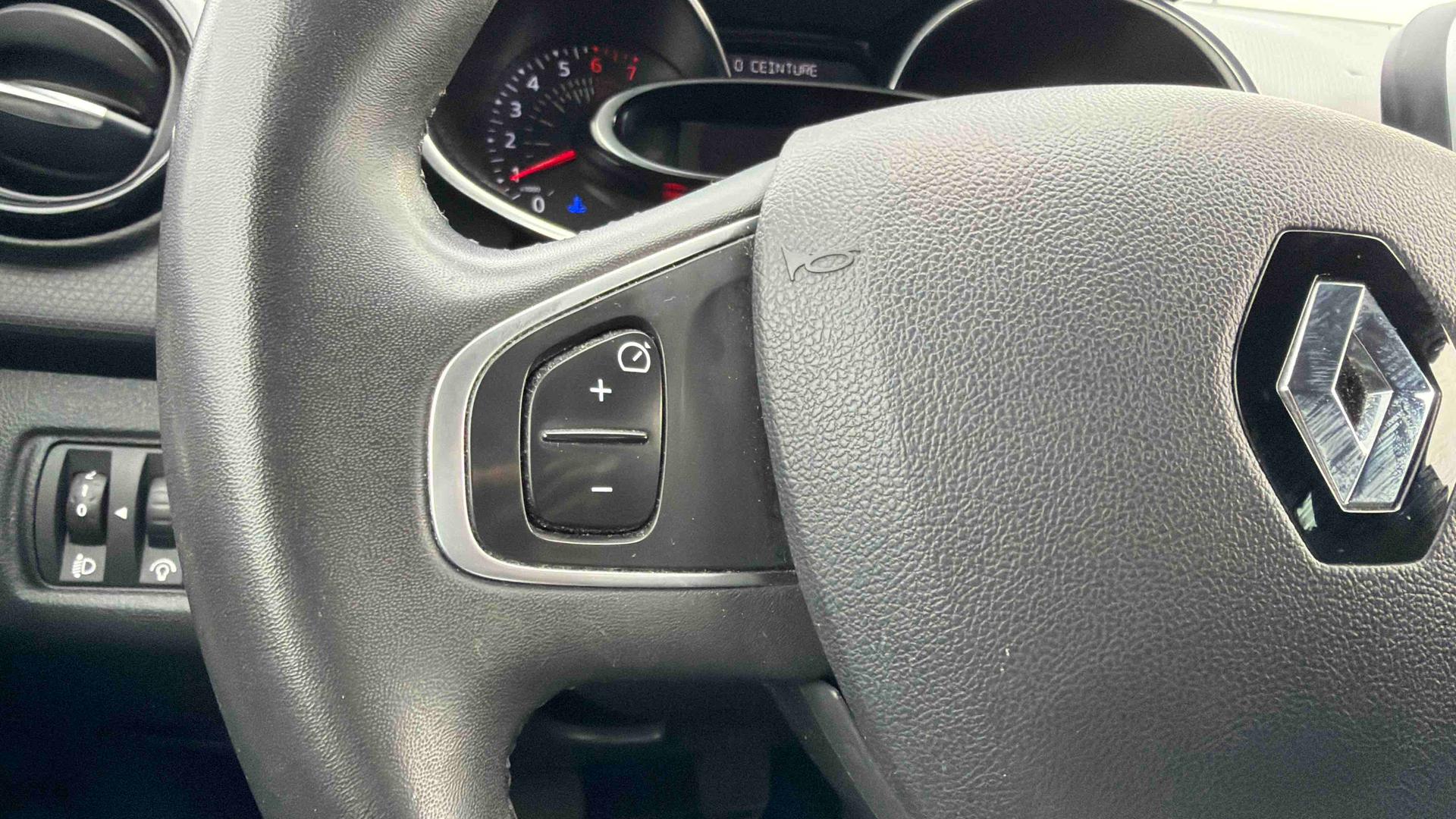 RENAULT Clio TCe 90 Energy Limited - Véhicule Occasion Océane Auto