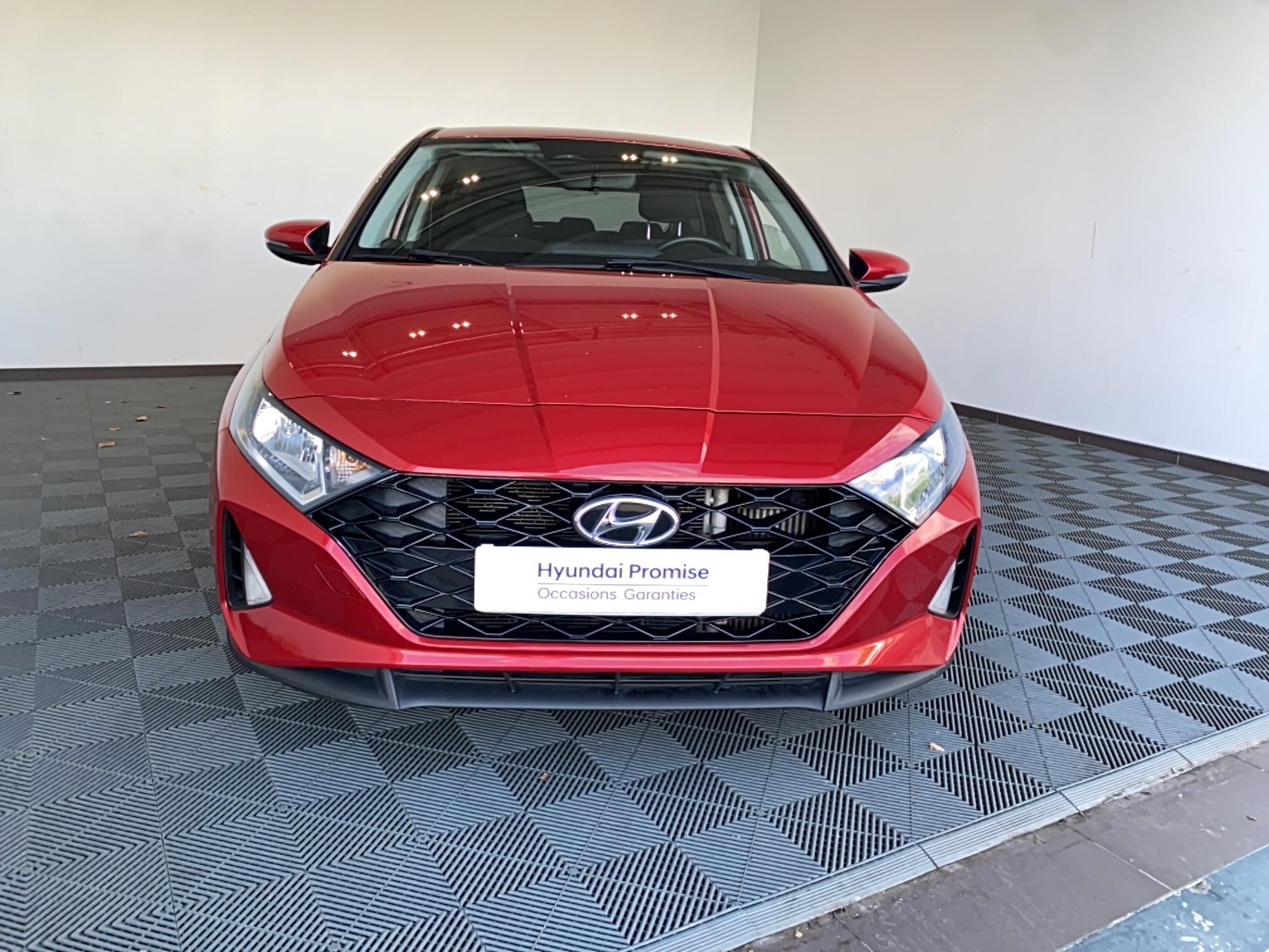 HYUNDAI i20 1.0 T-GDi 100 Hybrid 48V Business - Véhicule Occasion Océane Auto