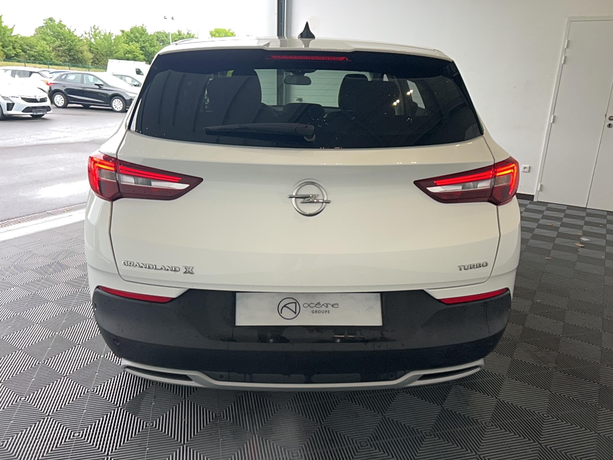 OPEL Grandland X 1.2 Turbo 130 ch ECOTEC Innovation - Véhicule Occasion Océane Auto