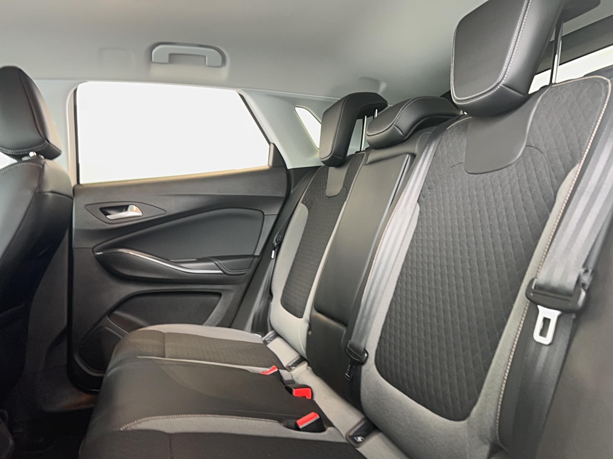 OPEL Grandland X 1.2 Turbo 130 ch ECOTEC Innovation - Véhicule Occasion Océane Auto