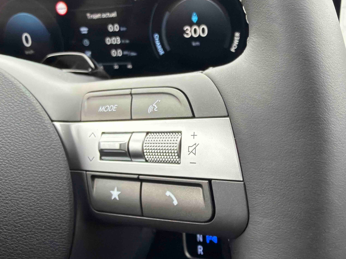 HYUNDAI Kona Electrique 65 kWh - 217 ch Creative - Véhicule Occasion - Océane Auto HYUNDAI Kona Electrique 65 kWh - 217 ch Creative - Véhicule Occasion Océane Auto