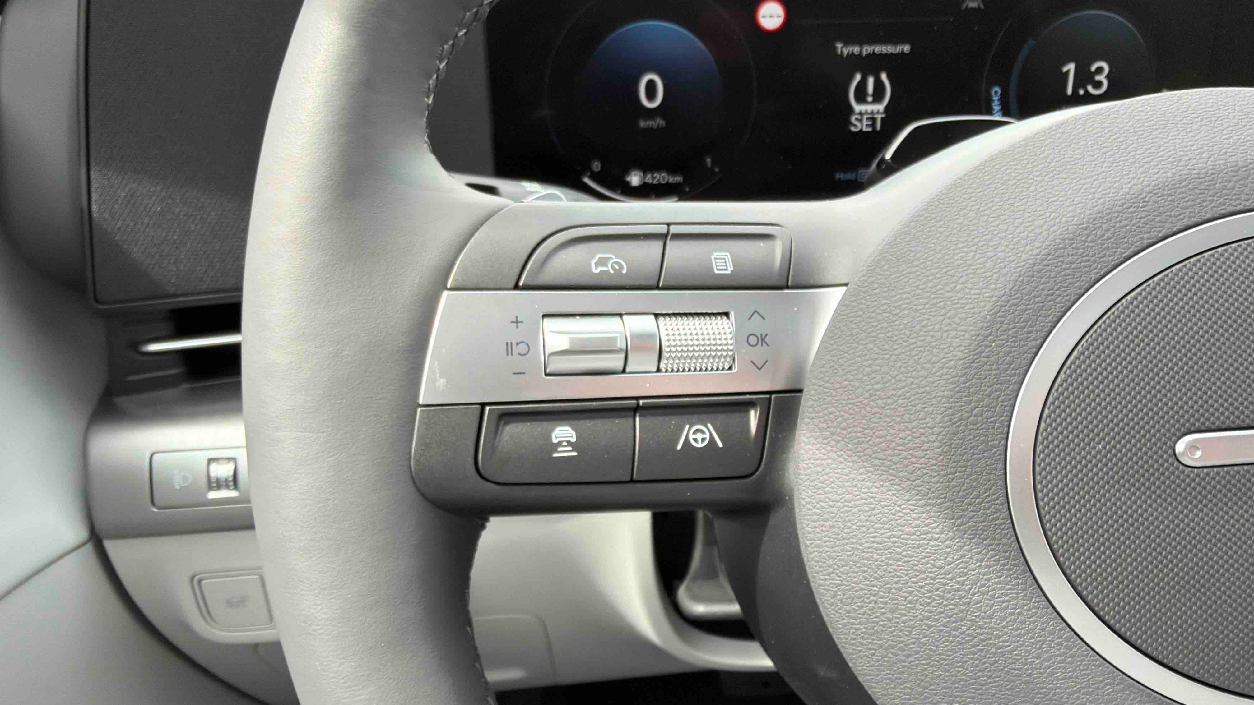 HYUNDAI Kona Hybrid 138 Executive - Véhicule Occasion - Océane Auto HYUNDAI Kona Hybrid 138 Executive - Véhicule Occasion Océane Auto