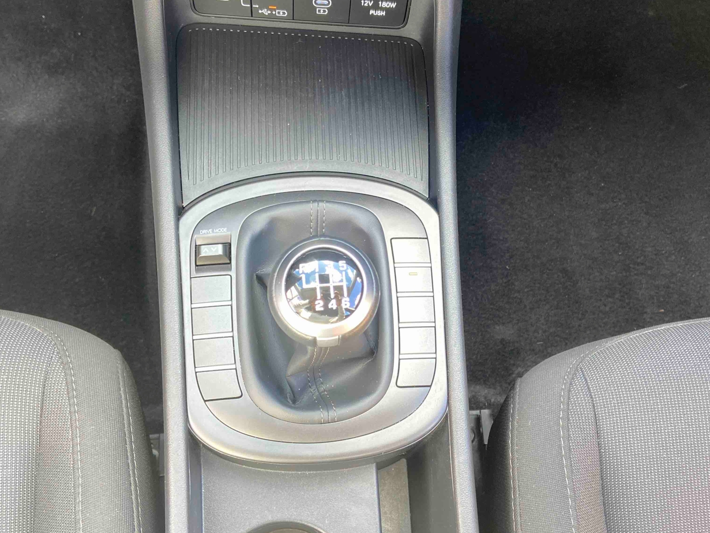 HYUNDAI Kona 1.0 T-GDi 100 Intuitive - Véhicule Occasion - Océane Auto HYUNDAI Kona 1.0 T-GDi 100 Intuitive - Véhicule Occasion Océane Auto