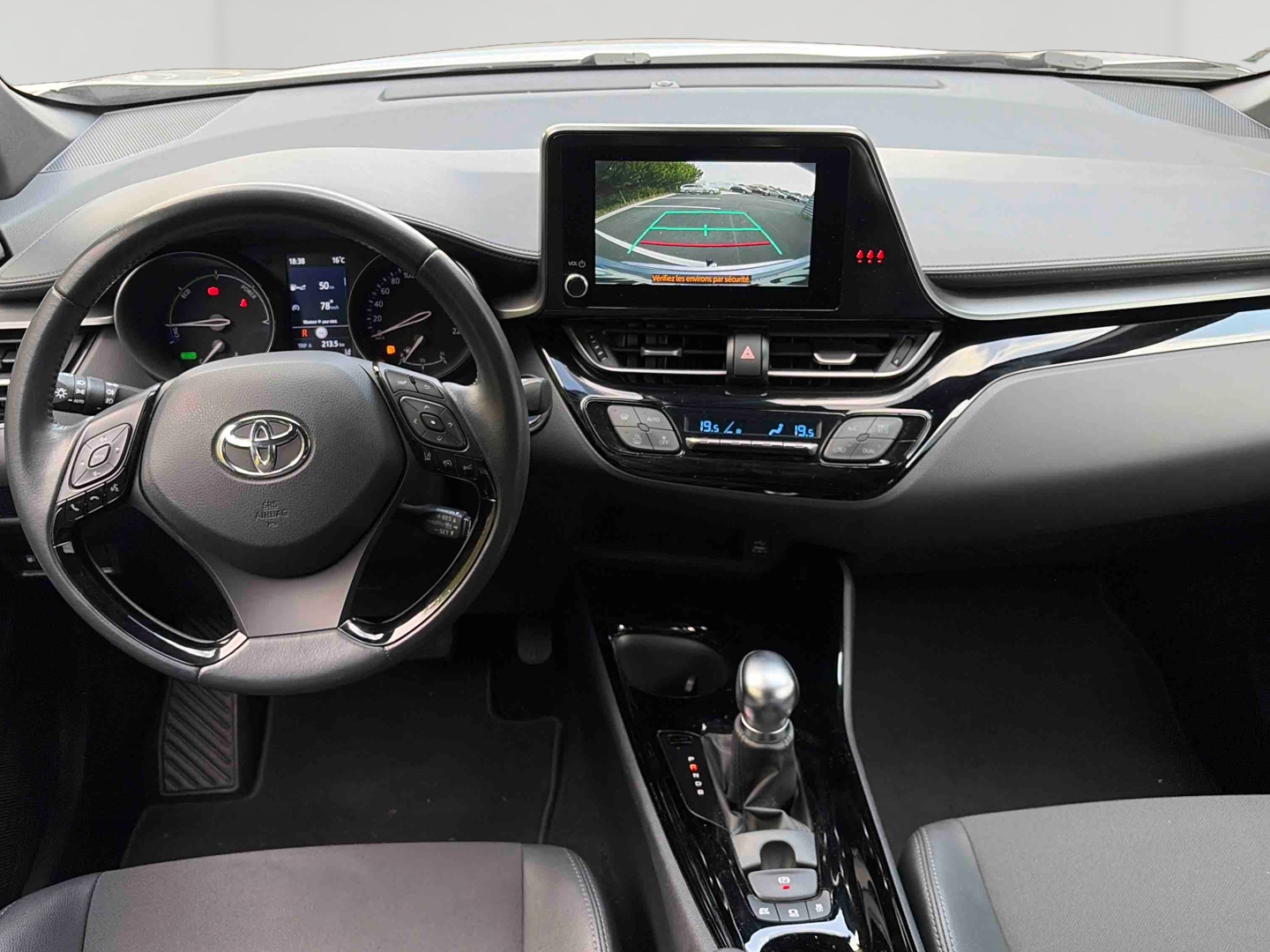 TOYOTA C-HR Hybride 1.8L Edition - Véhicule Occasion - Océane Auto TOYOTA C-HR Hybride 1.8L Edition - Véhicule Occasion Océane Auto
