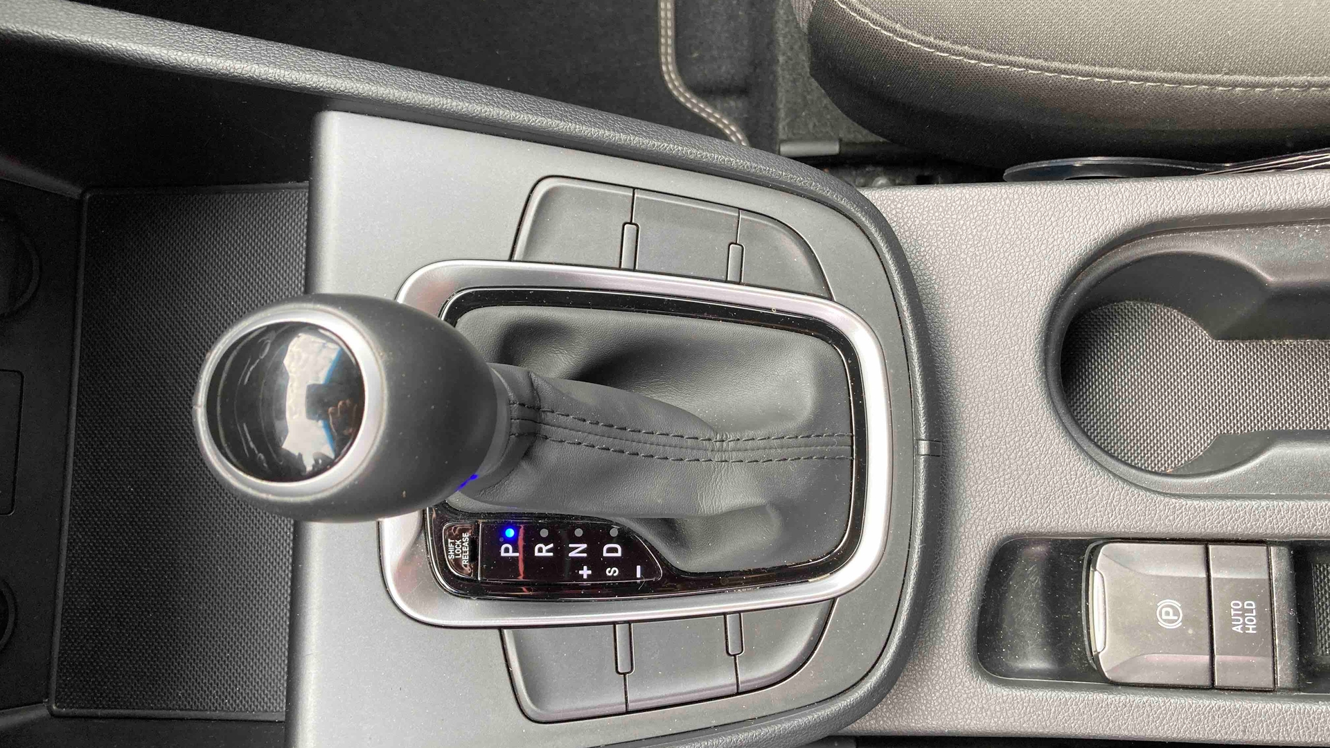 HYUNDAI Kona Hybrid 141 Intuitive - Véhicule Occasion - Océane Auto HYUNDAI Kona Hybrid 141 Intuitive - Véhicule Occasion Océane Auto