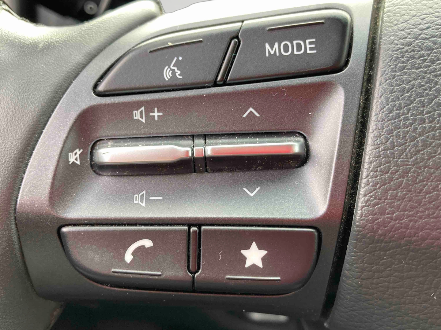 HYUNDAI Kona Hybrid 141 Intuitive - Véhicule Occasion - Océane Auto HYUNDAI Kona Hybrid 141 Intuitive - Véhicule Occasion Océane Auto