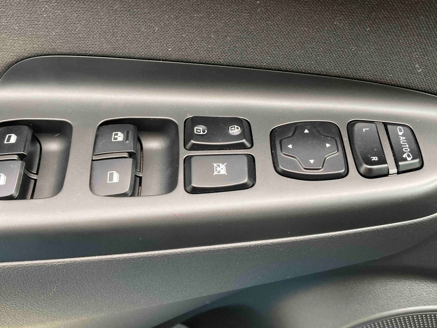 HYUNDAI Kona Hybrid 141 Intuitive - Véhicule Occasion - Océane Auto HYUNDAI Kona Hybrid 141 Intuitive - Véhicule Occasion Océane Auto