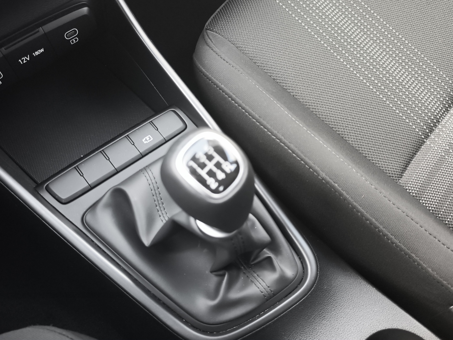 HYUNDAI i20 1.2 79 Initia - Véhicule Occasion Océane Auto
