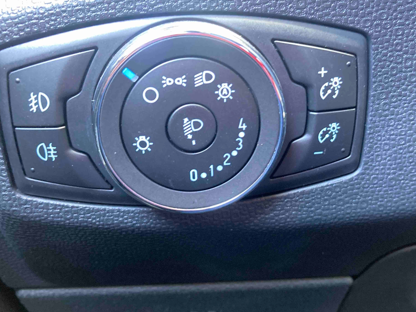 FORD EcoSport 1.0 EcoBoost 125ch S&S BVM6 Active - Véhicule Occasion Océane Auto