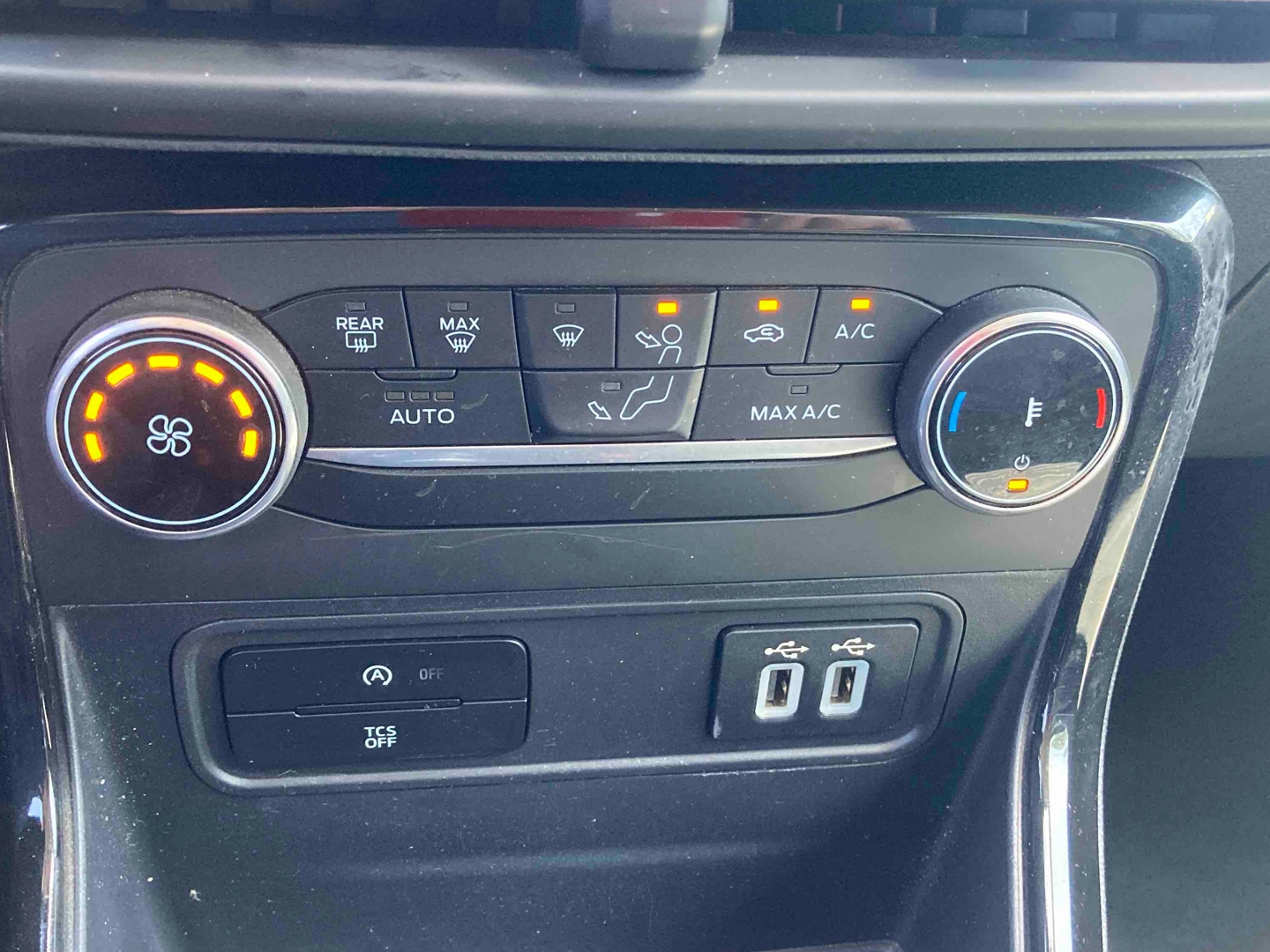 FORD EcoSport 1.0 EcoBoost 125ch S&S BVM6 Active - Véhicule Occasion Océane Auto