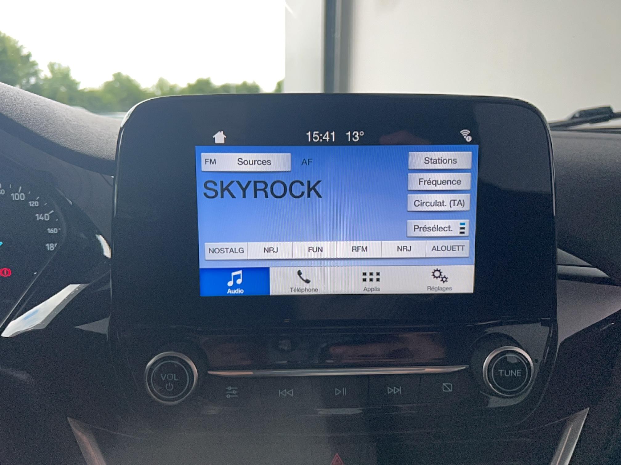 FORD Fiesta 1.0 EcoBoost 100 ch S&S BVM6 Trend - Véhicule Occasion Océane Auto