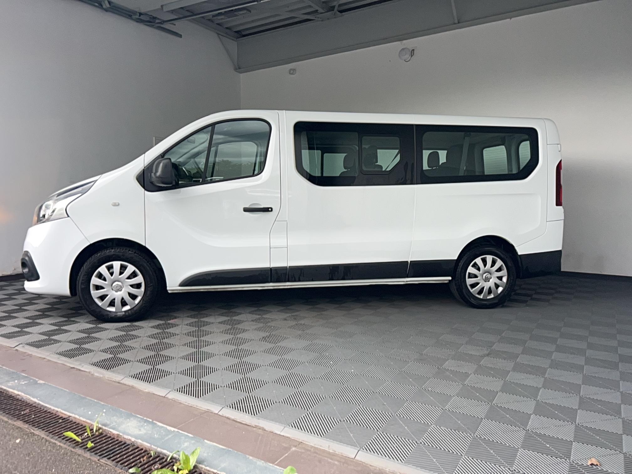 RENAULT Trafic Combi L2 dCi 95 Stop&Start Life - Véhicule Occasion Océane Auto