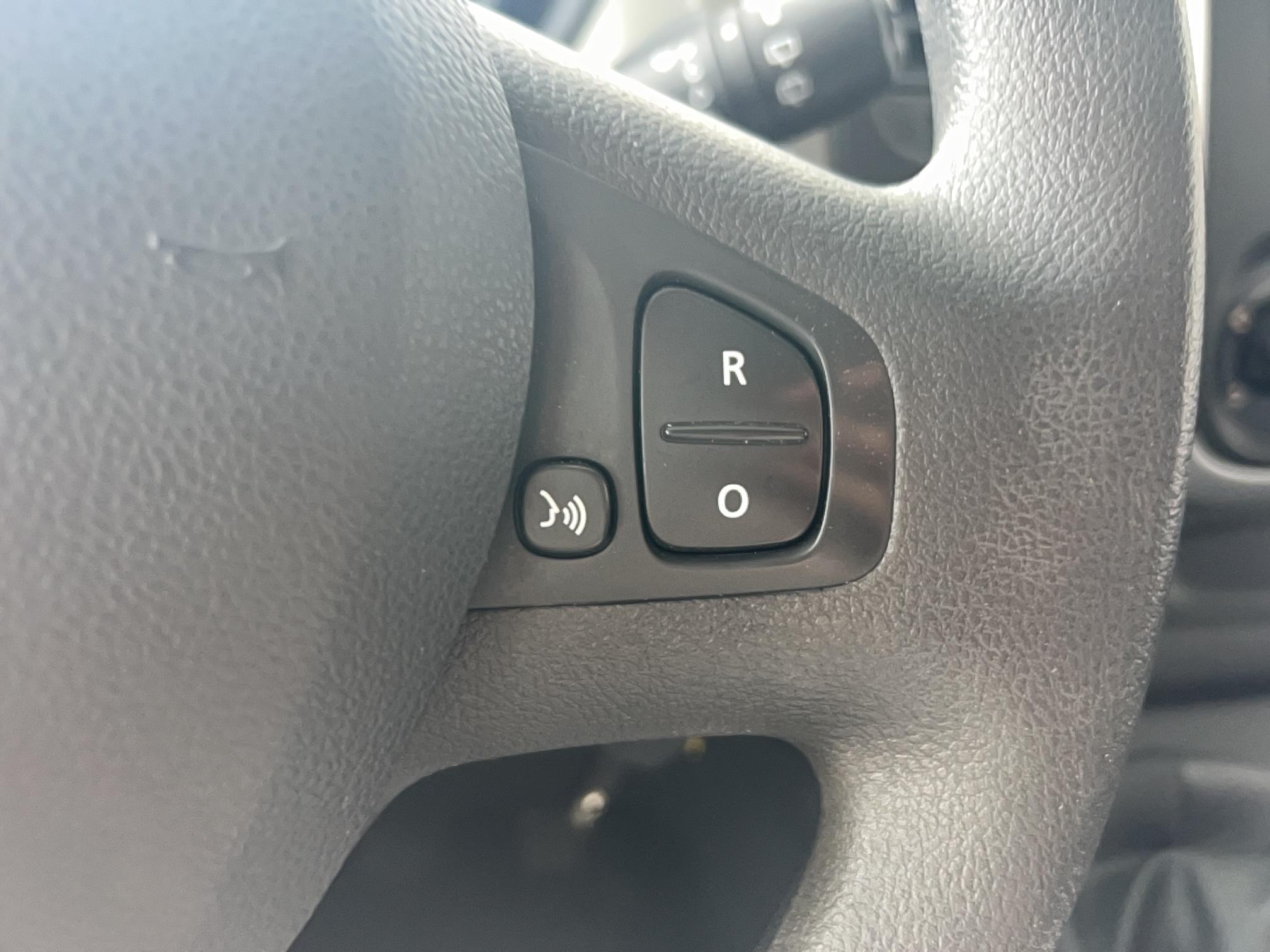 RENAULT Trafic Combi L2 dCi 95 Stop&Start Life - Véhicule Occasion Océane Auto