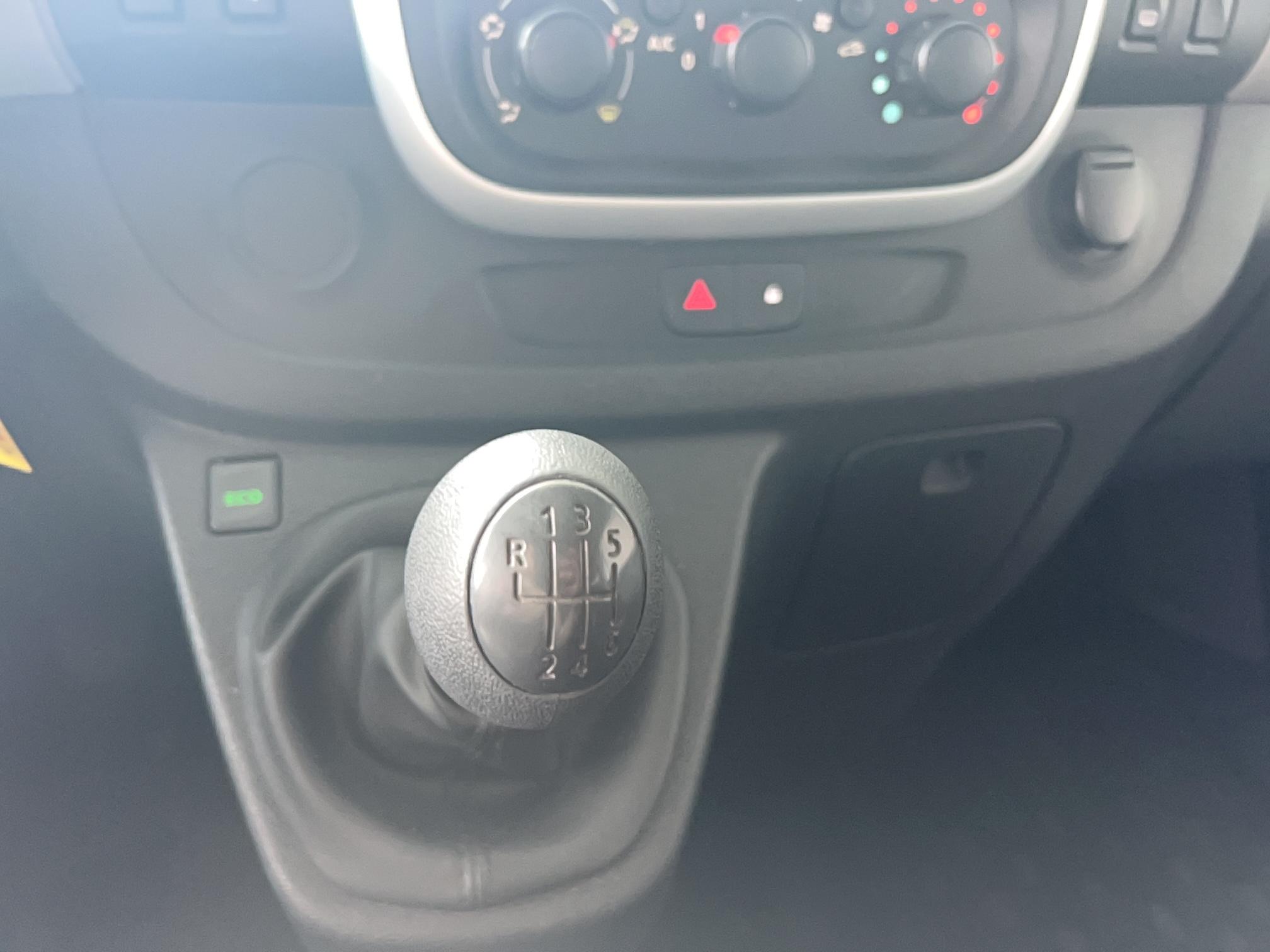 RENAULT Trafic Combi L2 dCi 95 Stop&Start Life - Véhicule Occasion Océane Auto