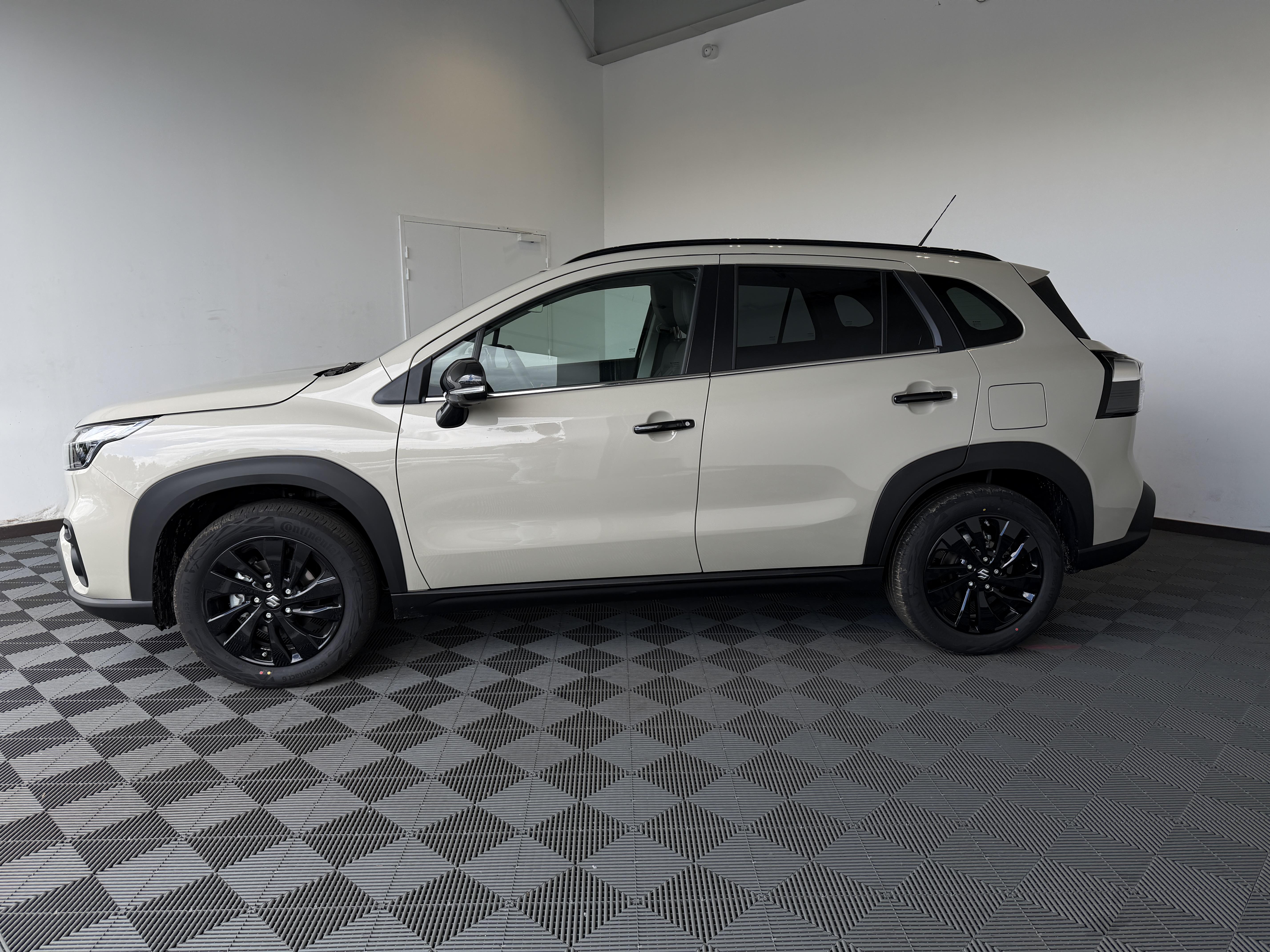 SUZUKI S-Cross 1.4 Boosterjet Hybrid Auto Xplore - Véhicule Occasion Océane Auto