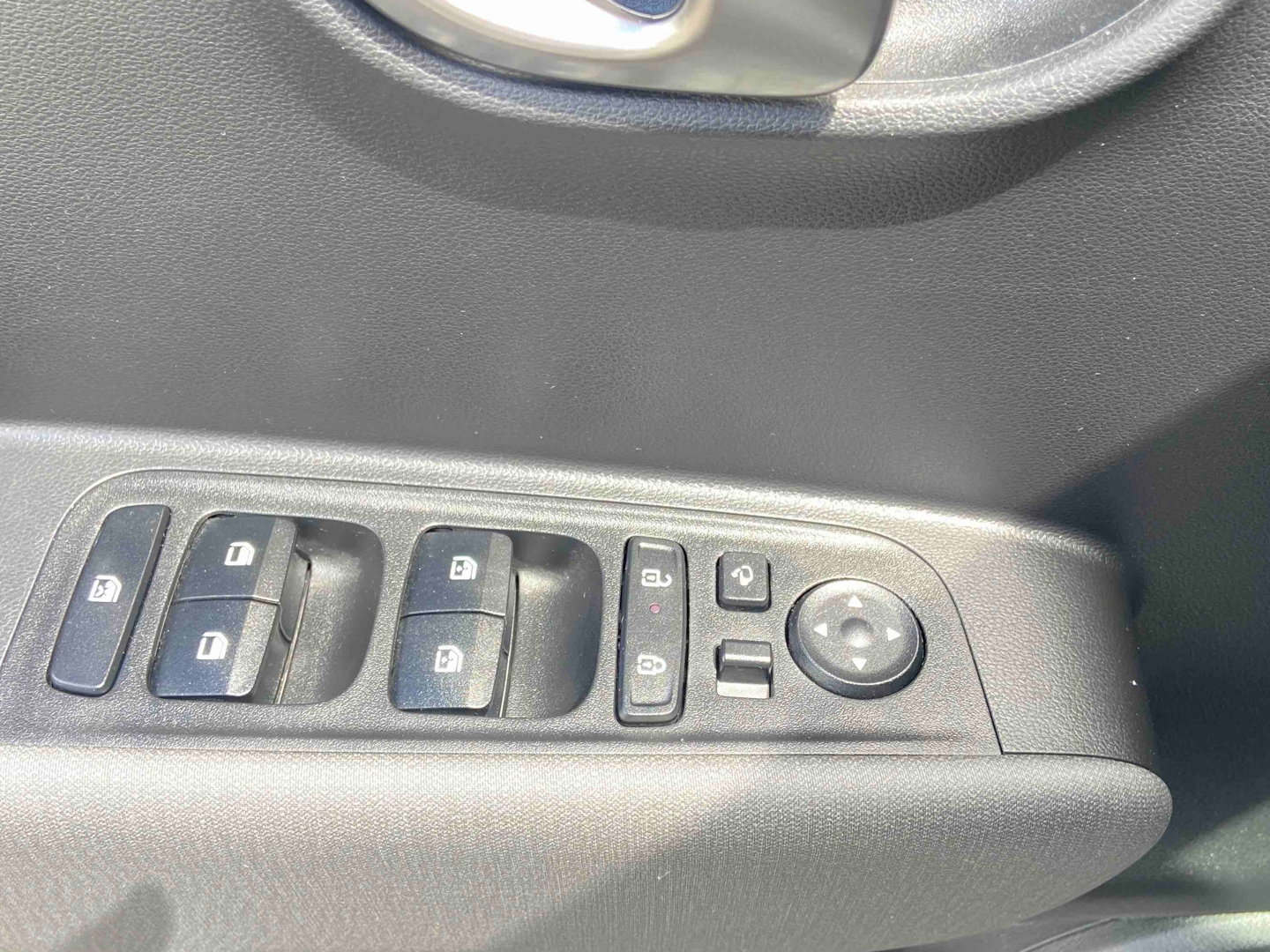 HYUNDAI Inster 42 kWh 4 pl. Intuitive - Véhicule Occasion Océane Auto