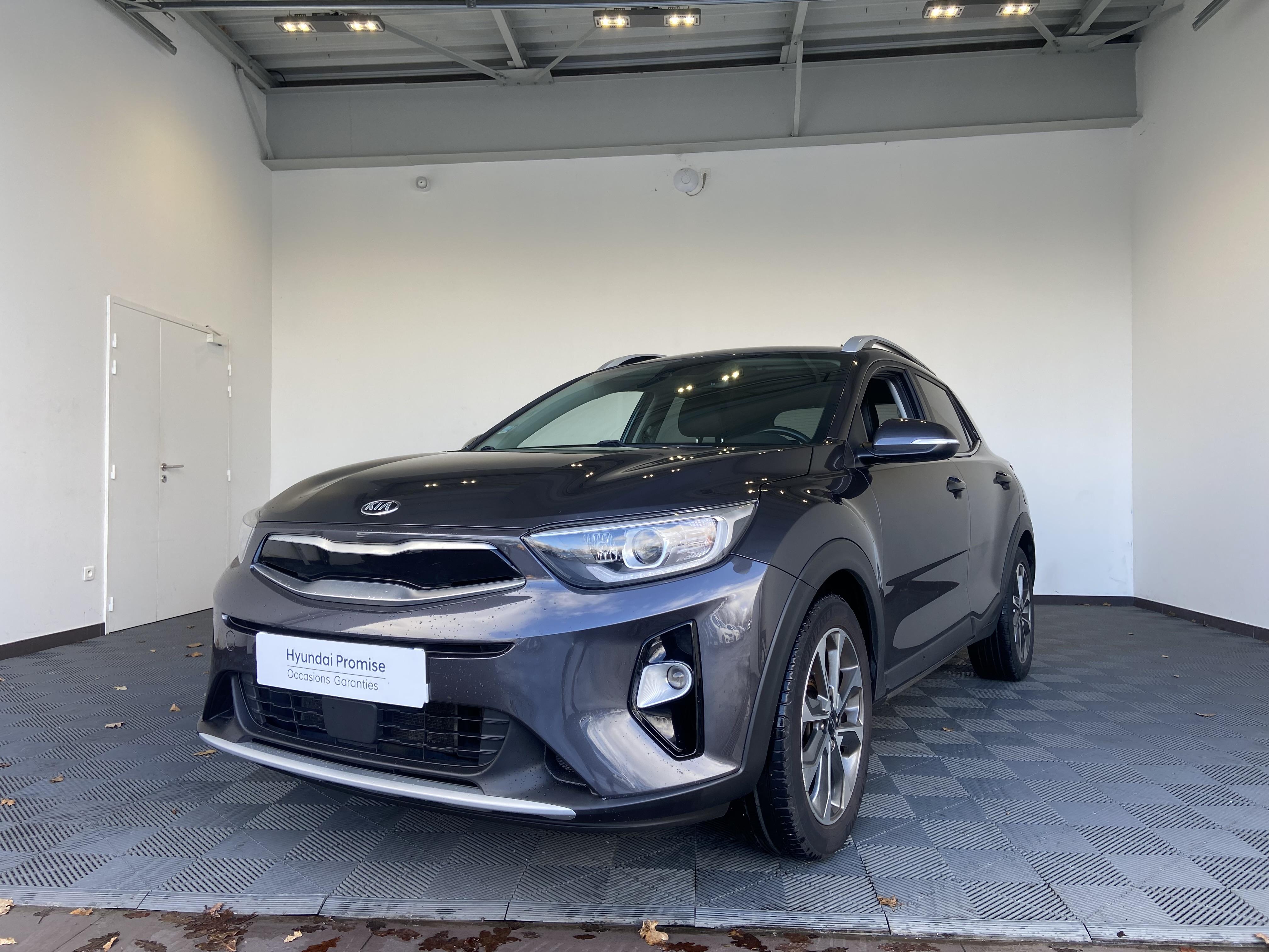 KIA Stonic 1.0 T-GDi 120 ch Premium - Véhicule Occasion - Océane Auto KIA Stonic 1.0 T-GDi 120 ch Premium - Véhicule Occasion Océane Auto
