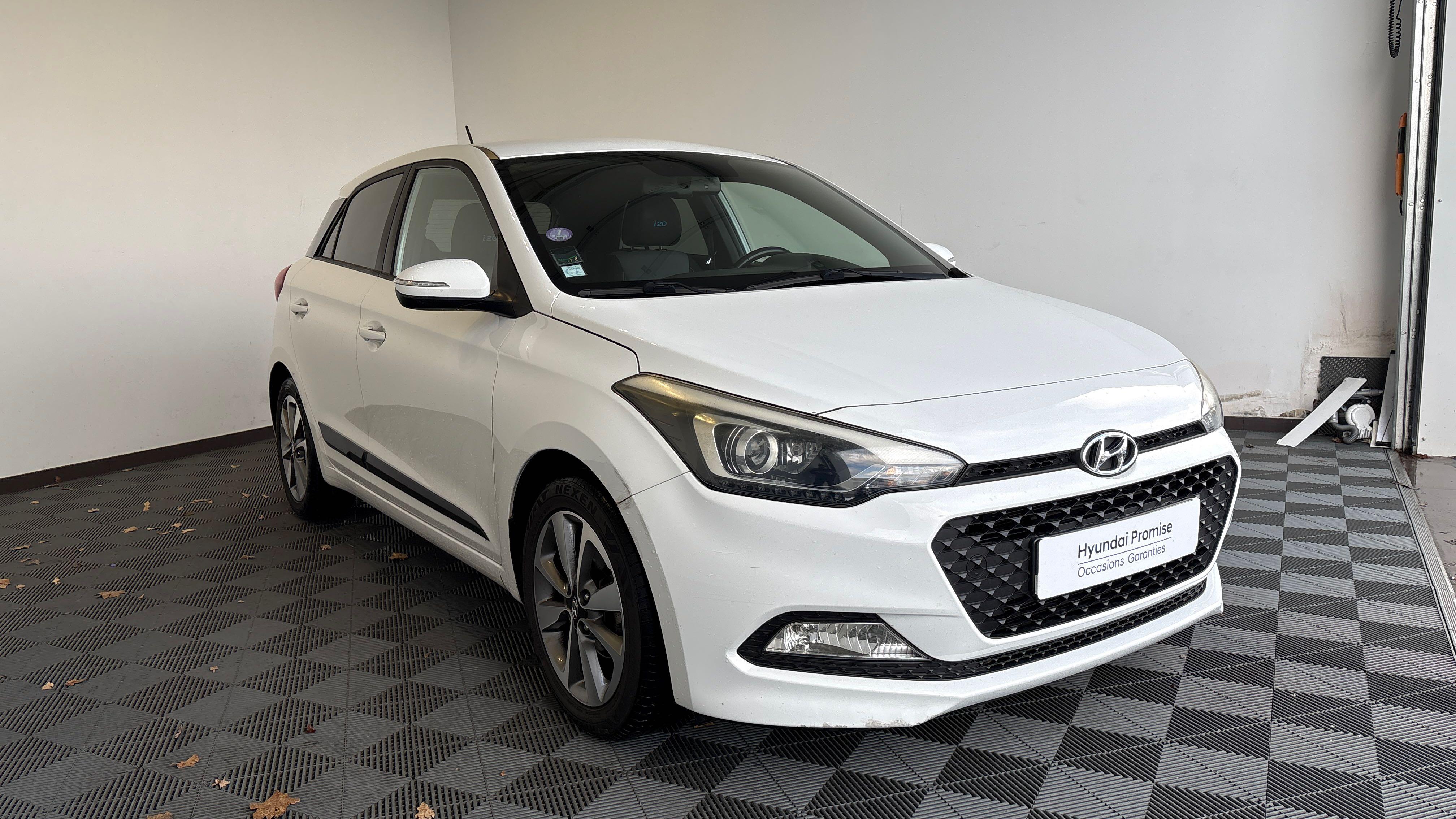 HYUNDAI i20 1.2 84 GO! Navi - Véhicule Occasion Océane Auto
