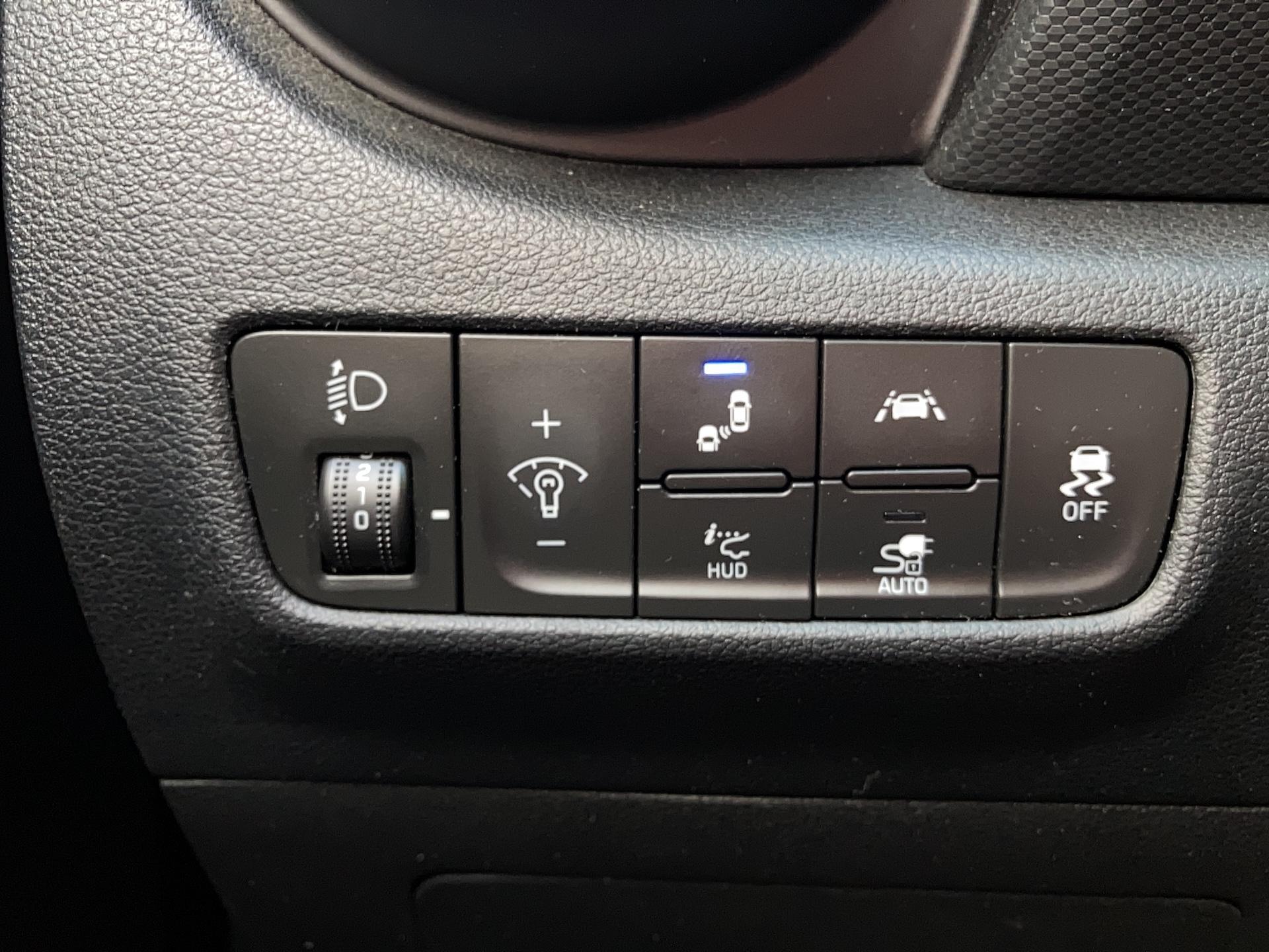 HYUNDAI Kona Electrique 39 kWh - 136 ch Creative - Véhicule Occasion Océane Auto