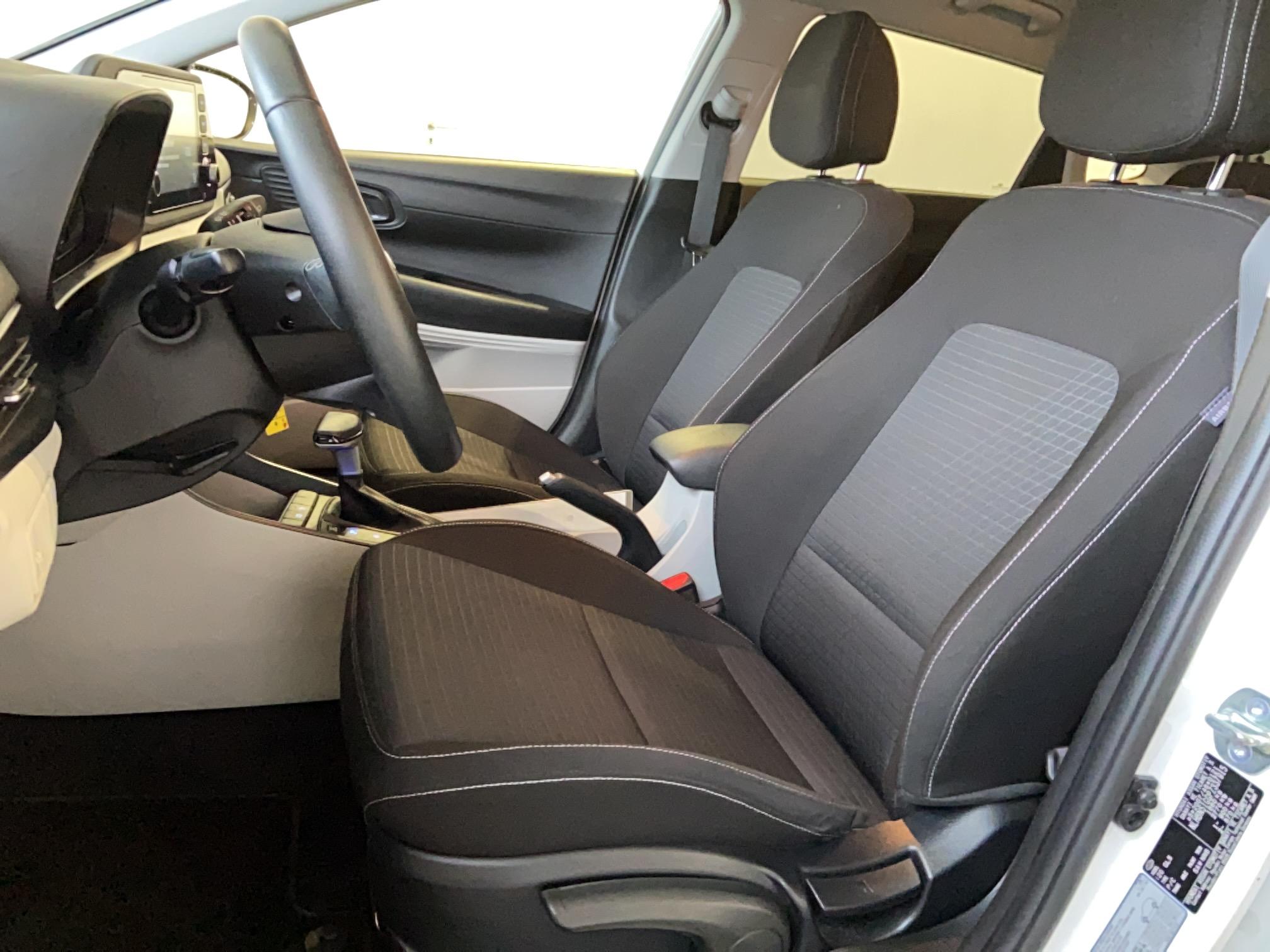 HYUNDAI i20 1.0 T-GDi 100 DCT-7 Hybrid 48V Intuitive - Véhicule Occasion - Océane Auto HYUNDAI i20 1.0 T-GDi 100 DCT-7 Hybrid 48V Intuitive - Véhicule Occasion Océane Auto