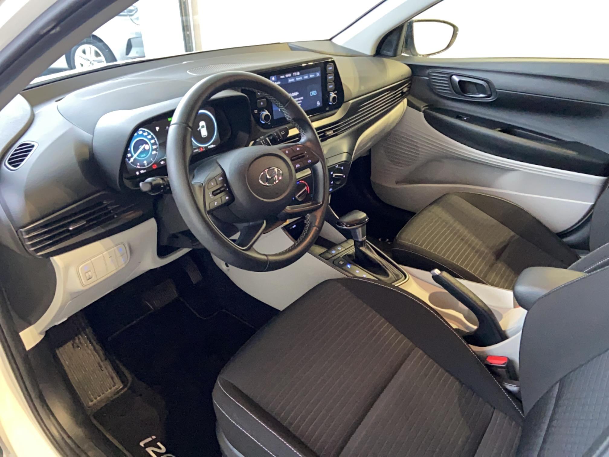 HYUNDAI i20 1.0 T-GDi 100 DCT-7 Hybrid 48V Intuitive - Véhicule Occasion - Océane Auto HYUNDAI i20 1.0 T-GDi 100 DCT-7 Hybrid 48V Intuitive - Véhicule Occasion Océane Auto