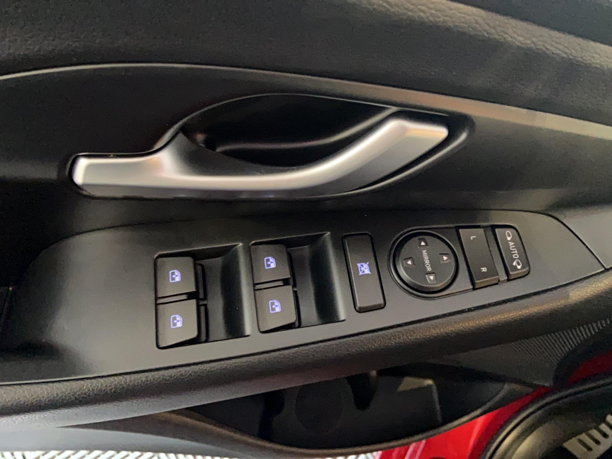 HYUNDAI i30 1.0 T-GDi 120 BVM6 N Line - Véhicule Occasion Océane Auto