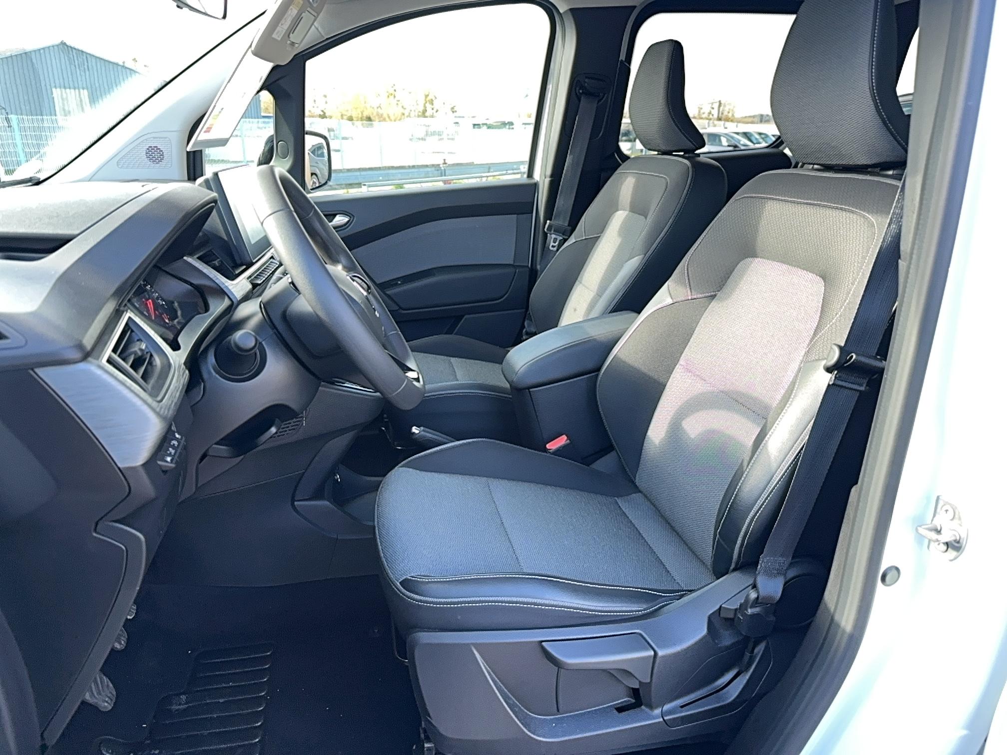 RENAULT Kangoo Blue dCi 95 Equilibre - Véhicule Occasion Océane Auto