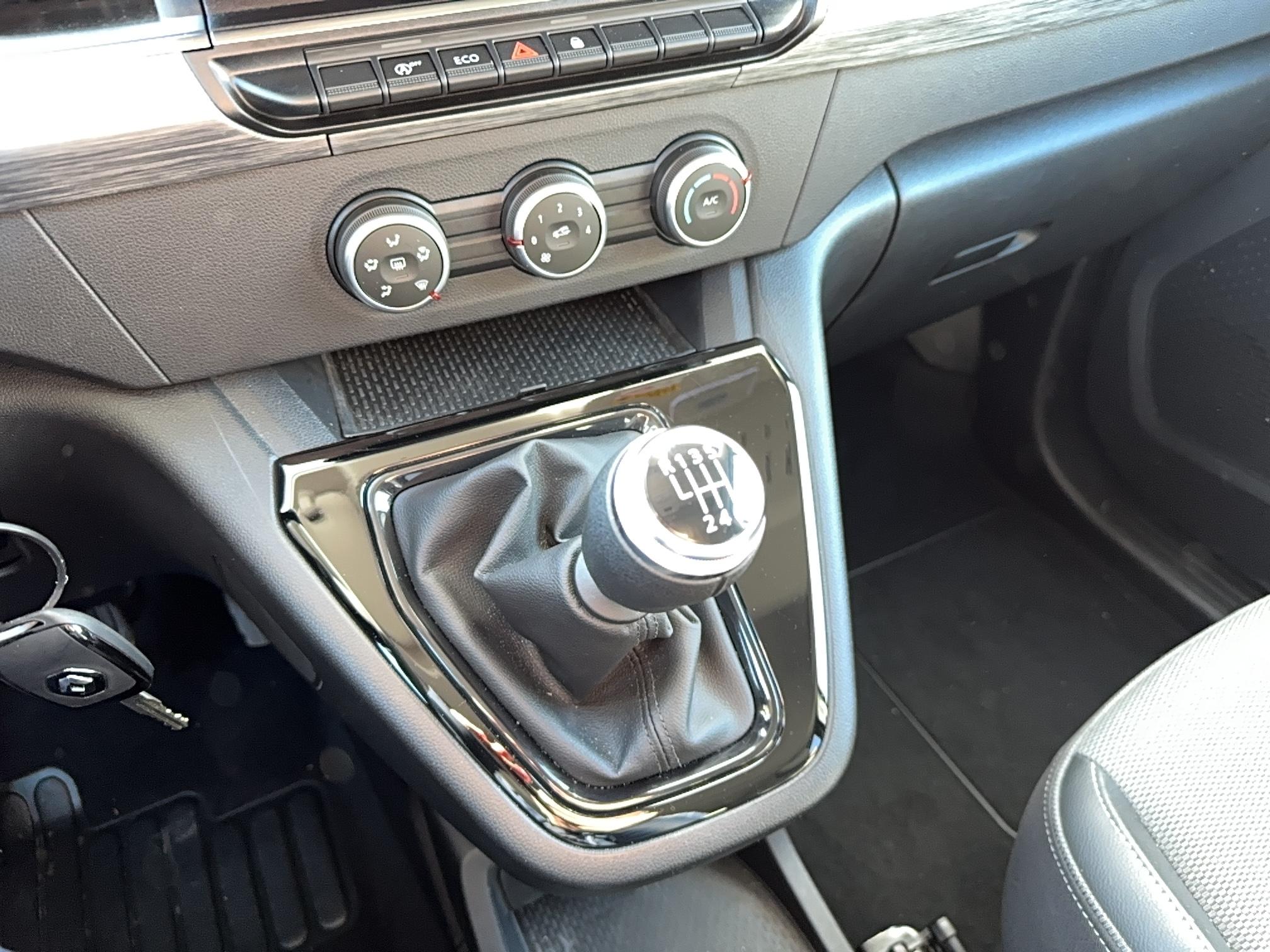 RENAULT Kangoo Blue dCi 95 Equilibre - Véhicule Occasion Océane Auto