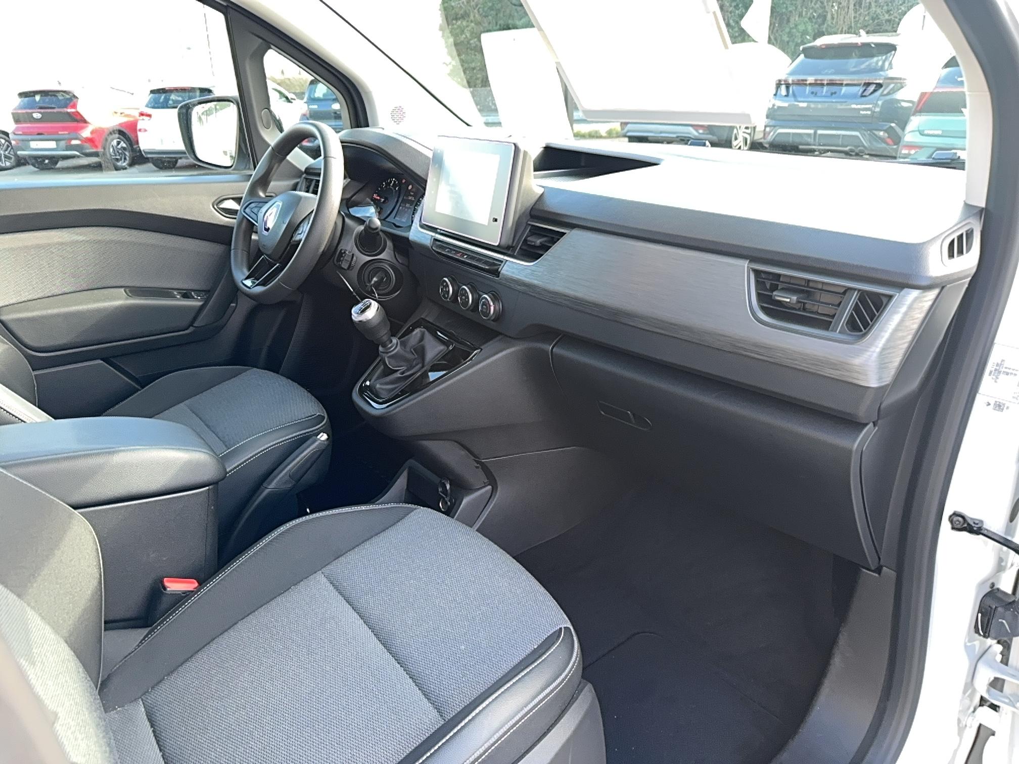 RENAULT Kangoo Blue dCi 95 Equilibre - Véhicule Occasion Océane Auto