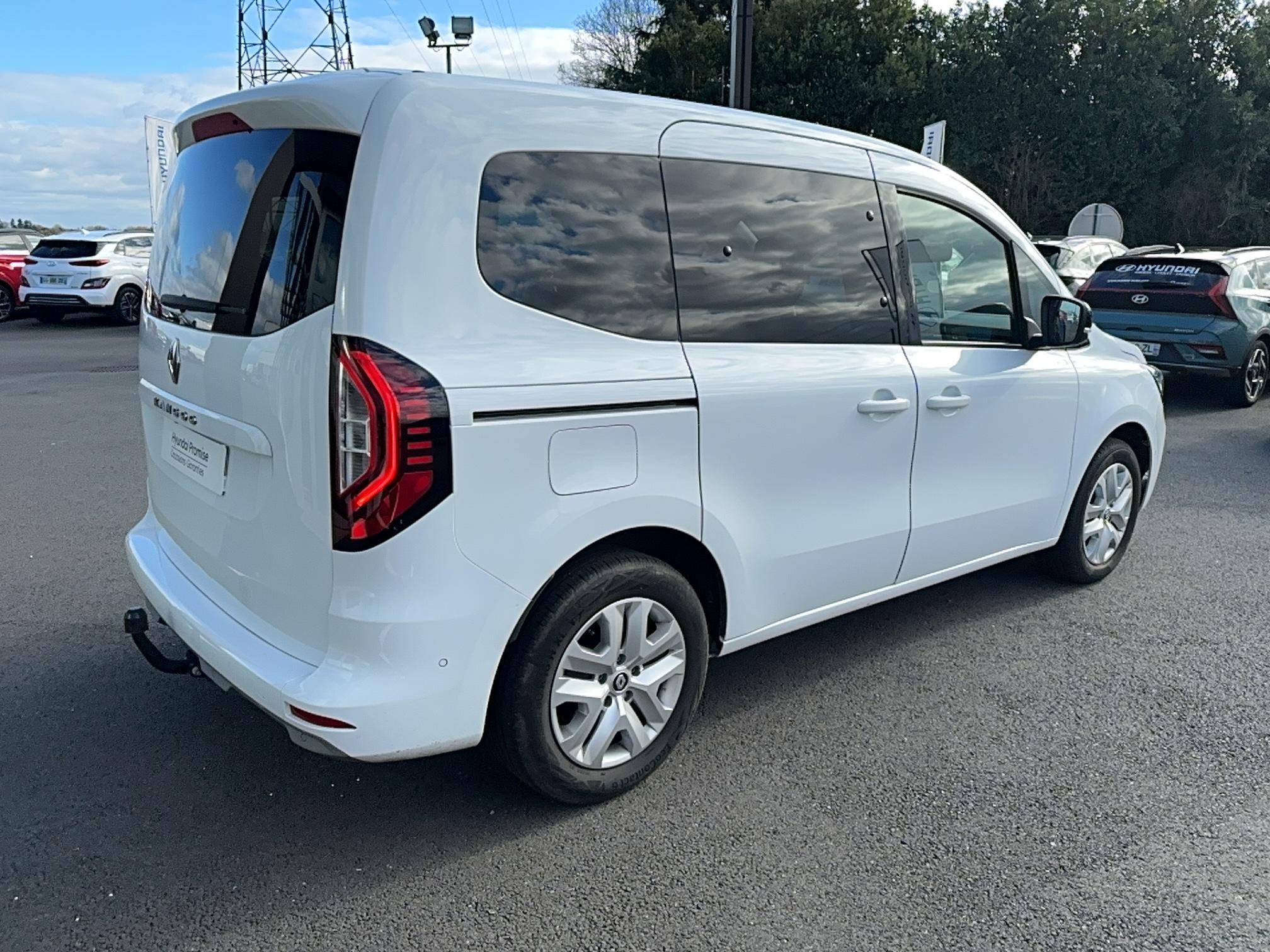 RENAULT Kangoo Blue dCi 95 Equilibre - Véhicule Occasion Océane Auto