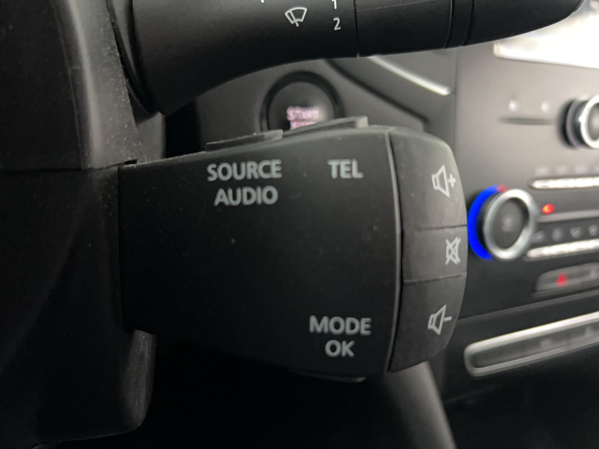 RENAULT Mégane IV Berline dCi 110 Energy EDC Business - Véhicule Occasion Océane Auto