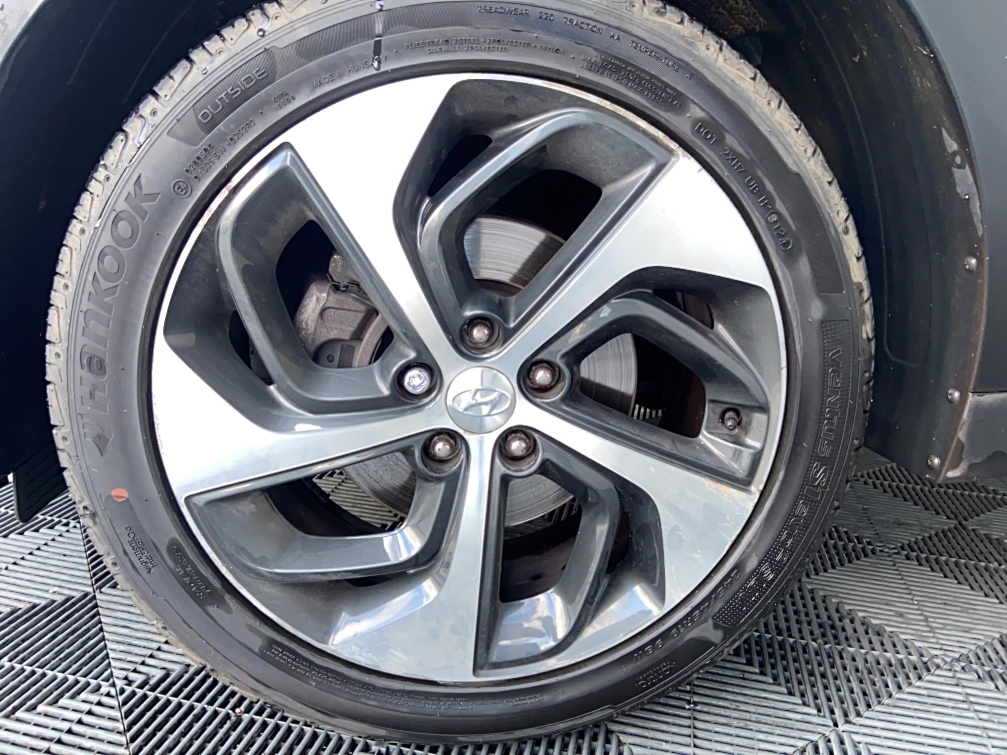 HYUNDAI Tucson 2.0 CRDi 136 2WD Executive - Véhicule Occasion Océane Auto