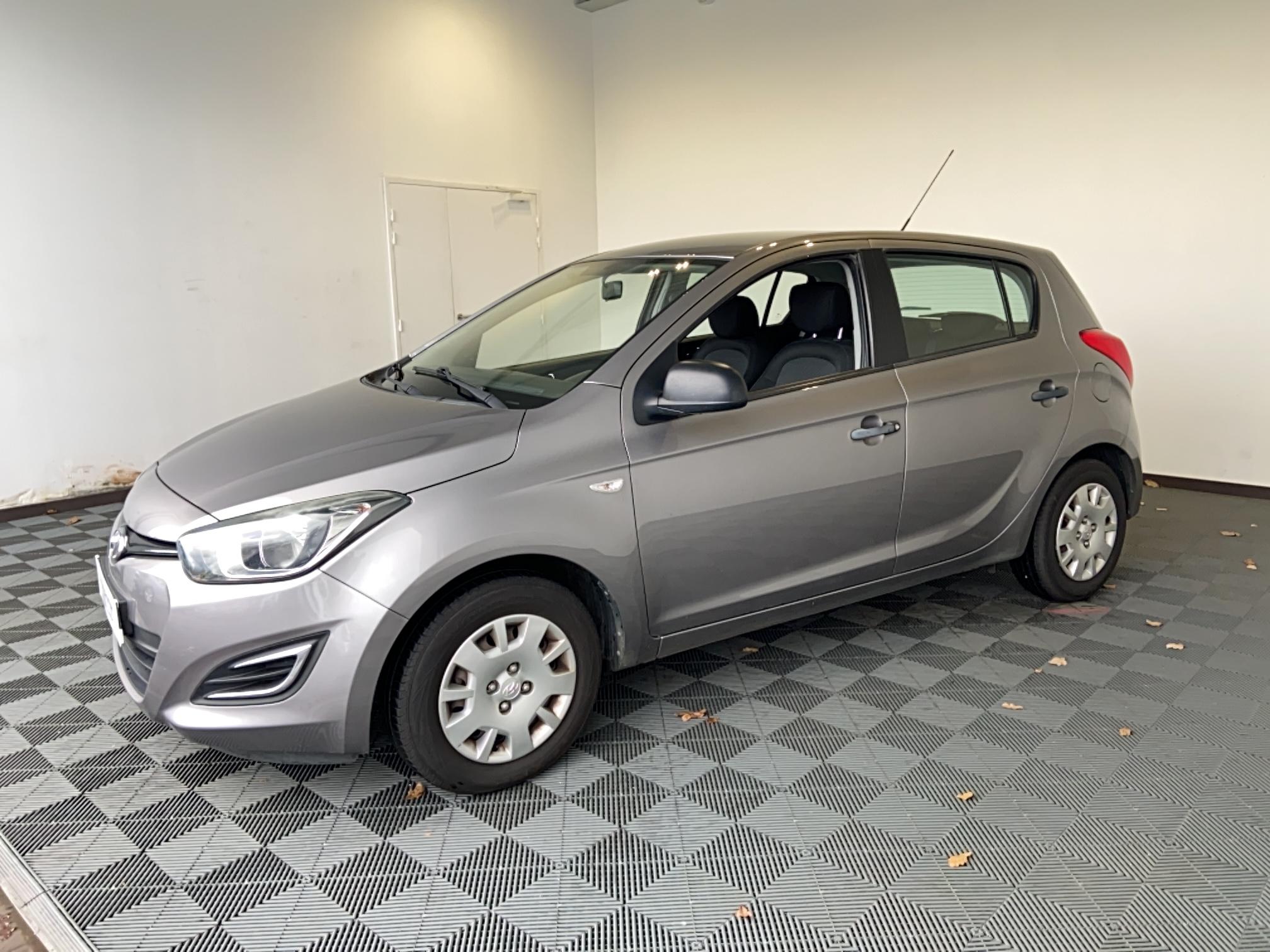 HYUNDAI i20 1.1 CRDi 75 Pack Inventive - Véhicule Occasion Océane Auto