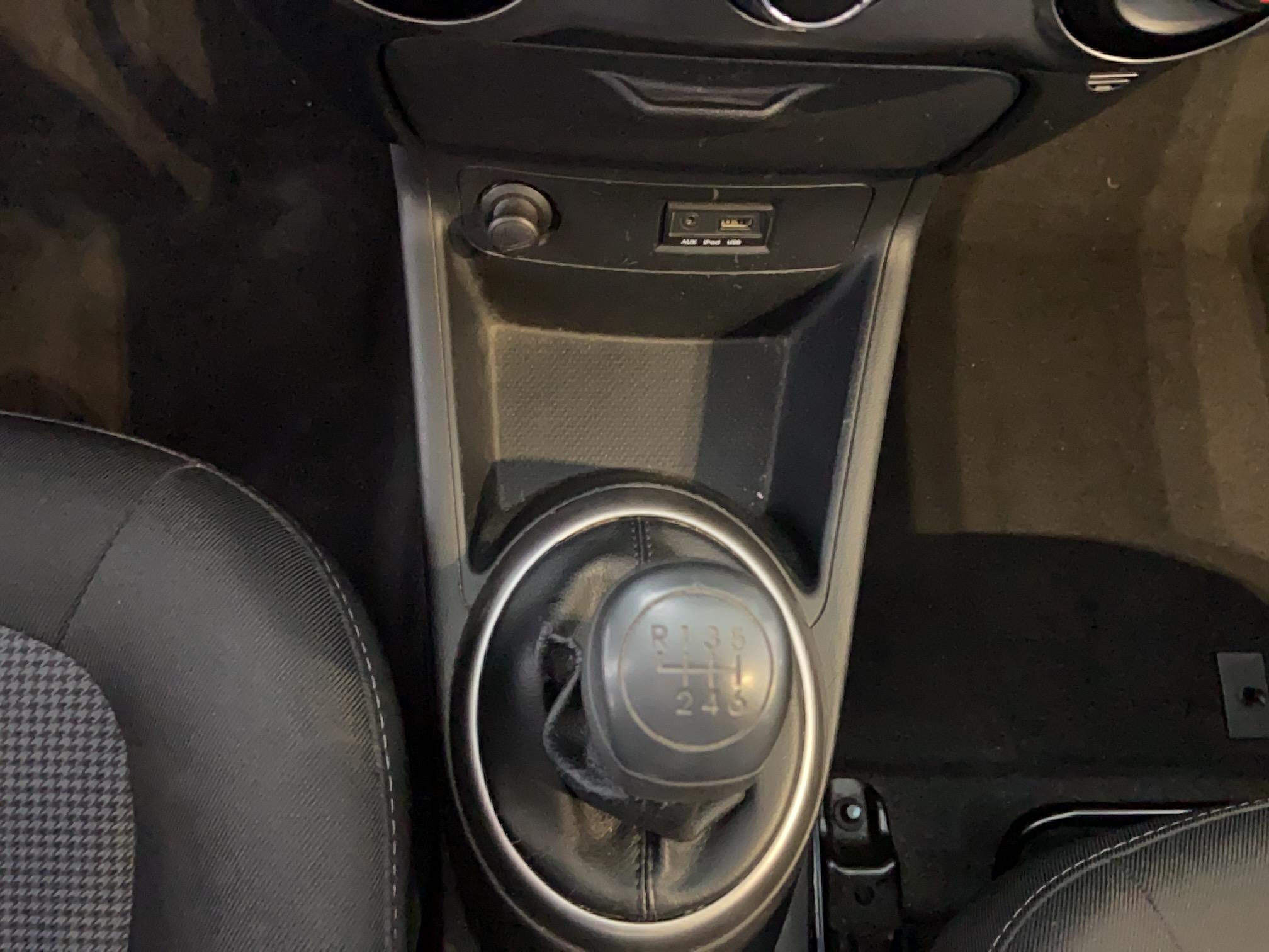 HYUNDAI i20 1.1 CRDi 75 Pack Inventive - Véhicule Occasion Océane Auto