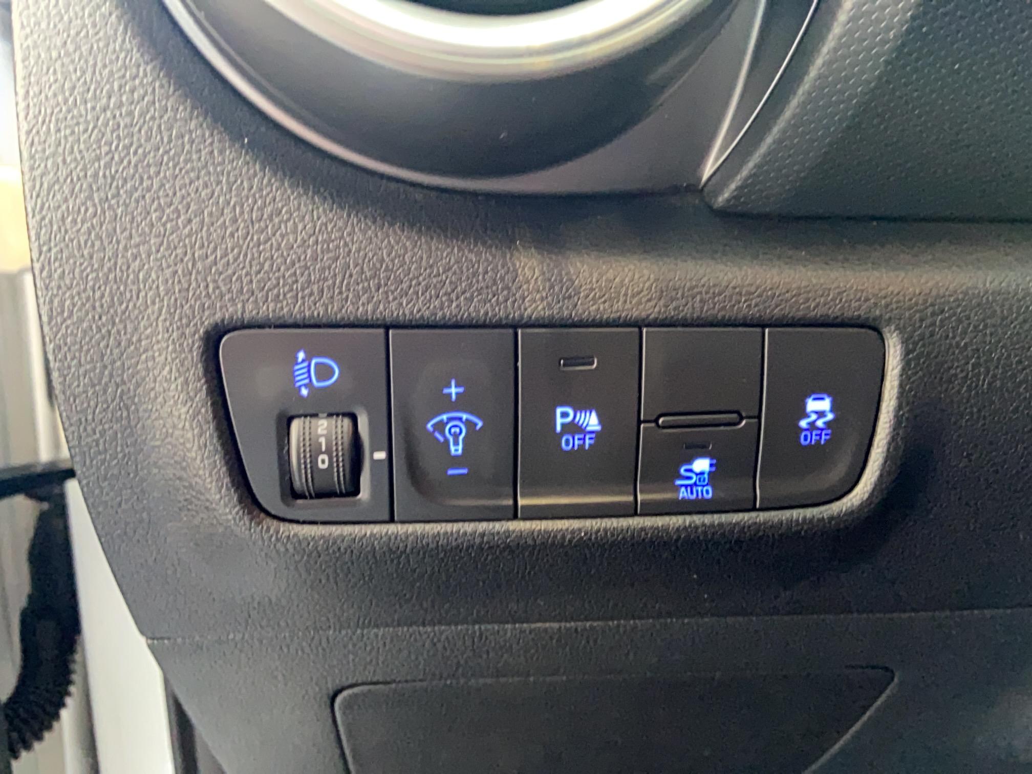 HYUNDAI Kona Electrique 39 kWh - 136 ch Intuitive - Véhicule Occasion Océane Auto