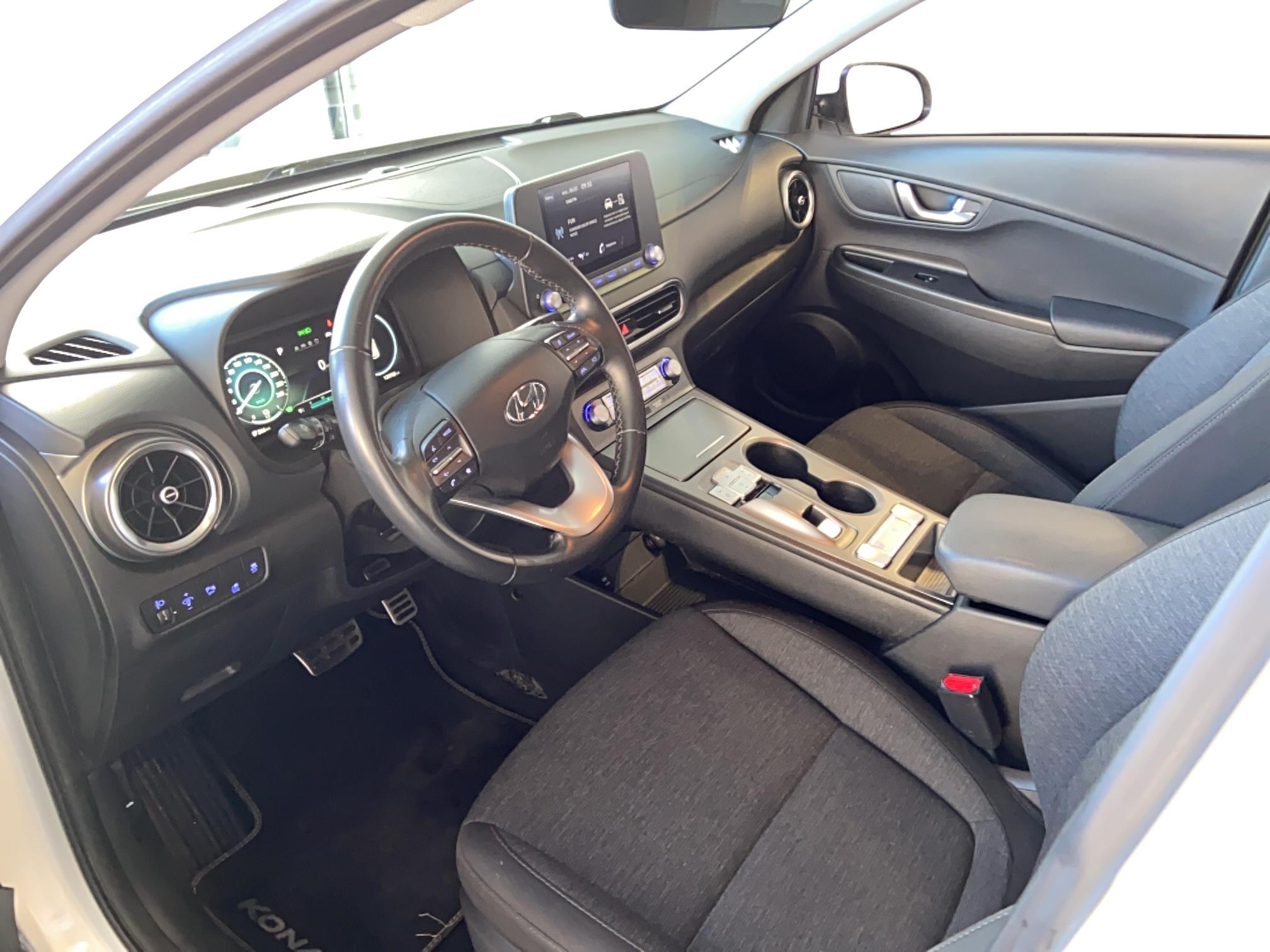 HYUNDAI Kona Electrique 39 kWh - 136 ch Intuitive - Véhicule Occasion Océane Auto