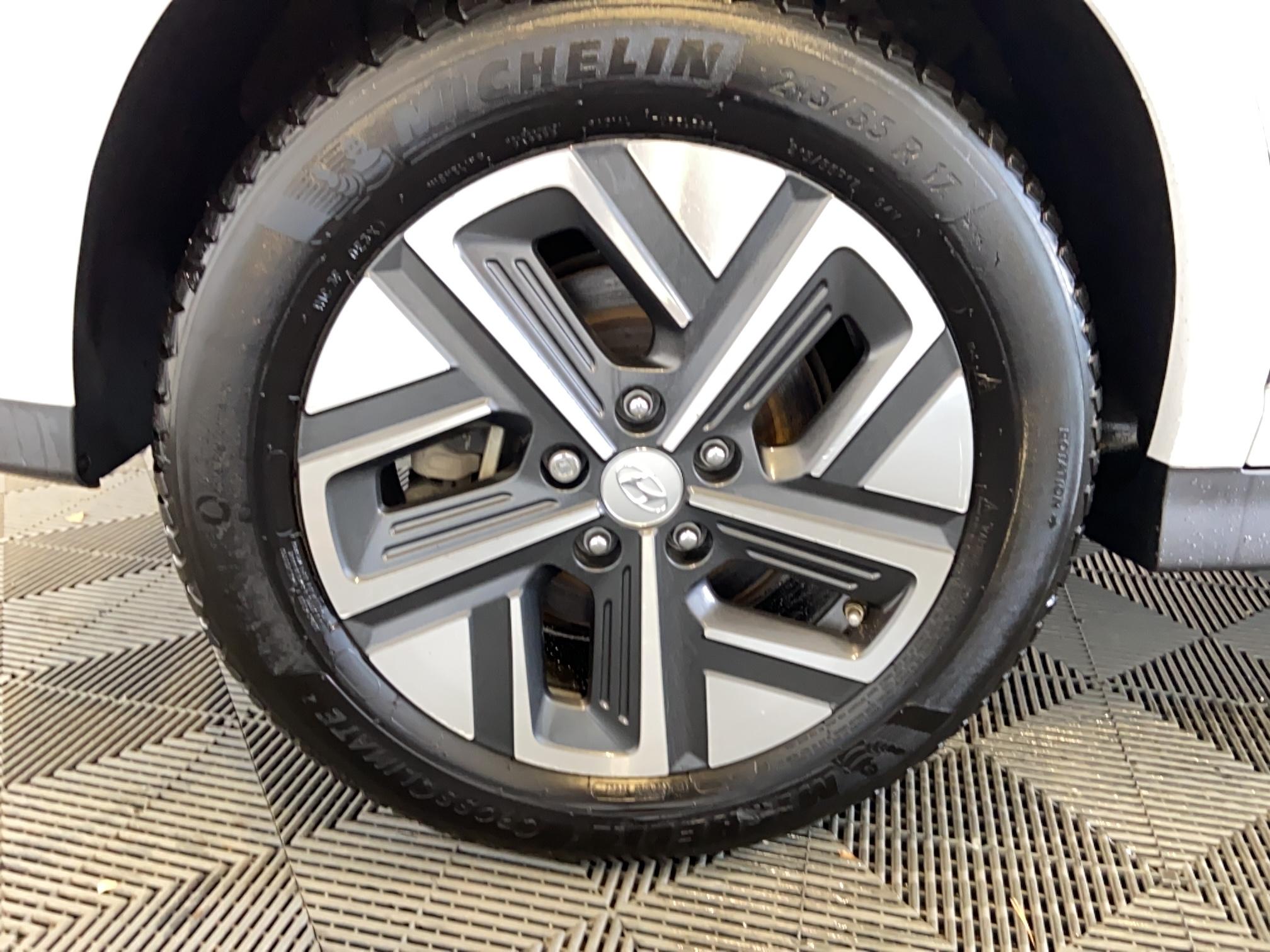 HYUNDAI Kona Electrique 39 kWh - 136 ch Intuitive - Véhicule Occasion Océane Auto