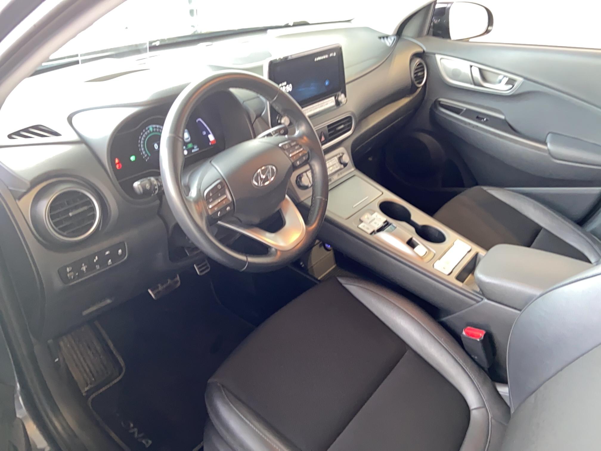 HYUNDAI Kona Electrique 64 kWh - 204 ch Executive Style - Véhicule Occasion Océane Auto