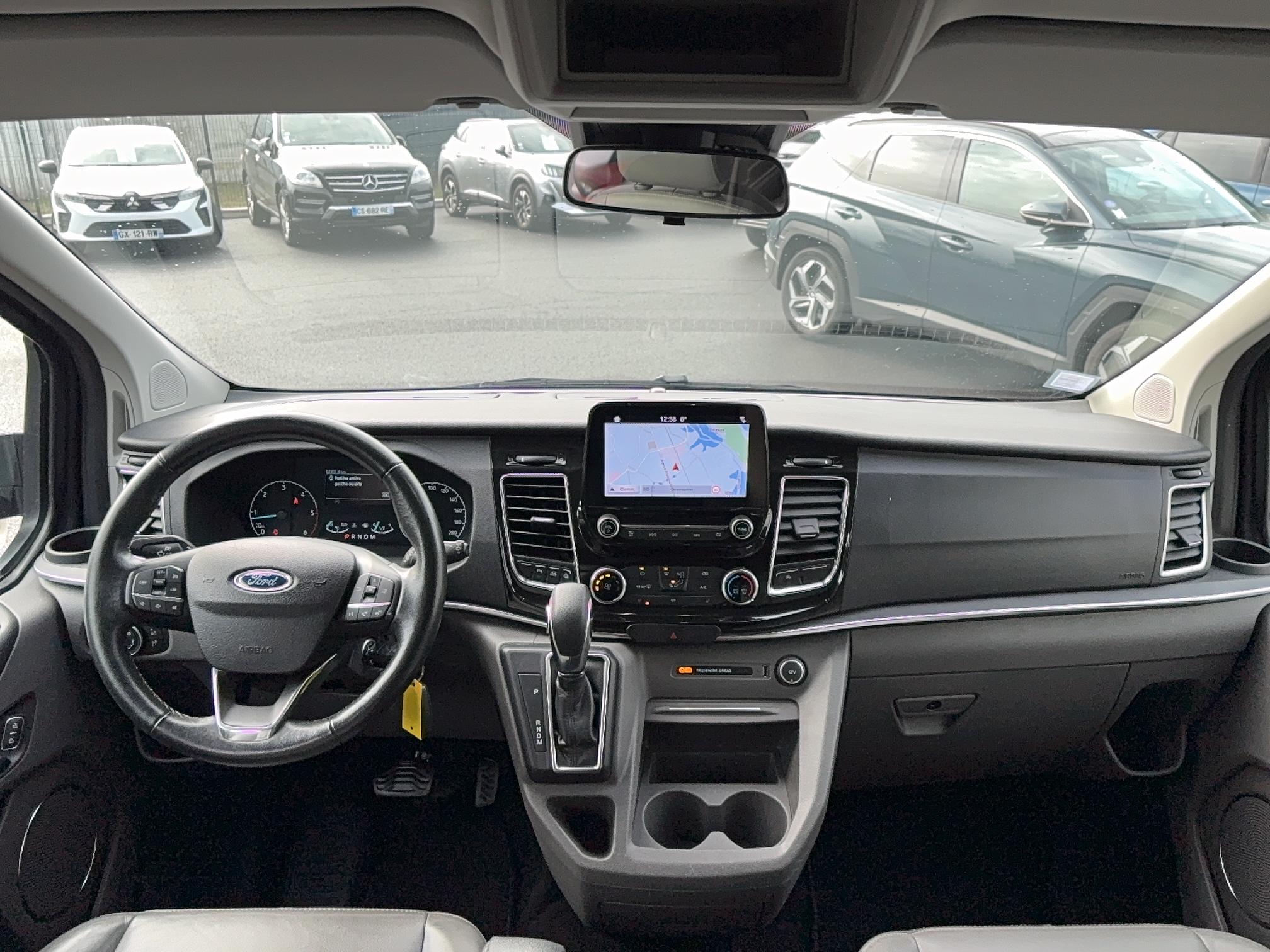 FORD Tourneo Custom 320 L1H1 2.0 EcoBlue 185 BVA Sport - Véhicule Occasion Océane Auto